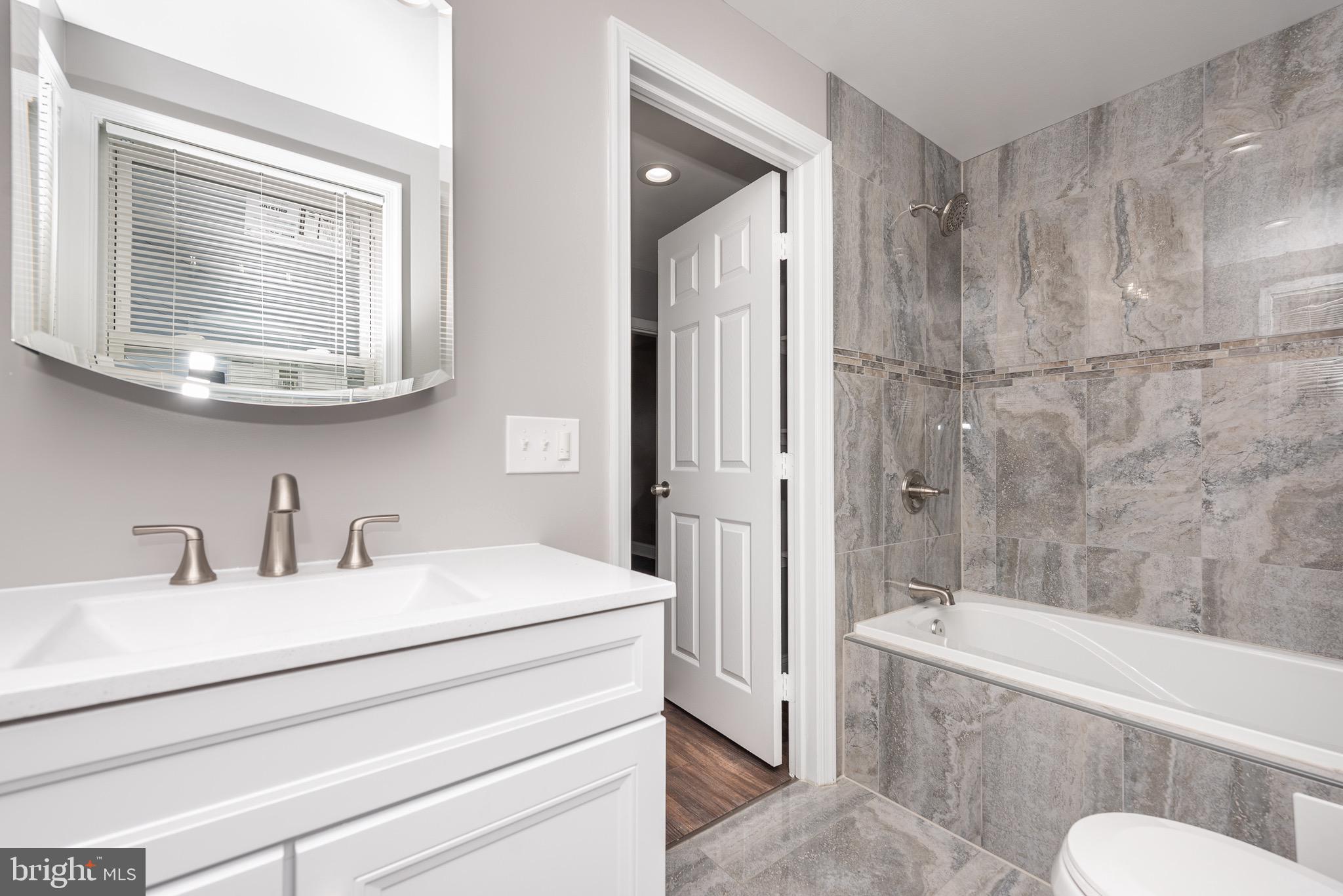 ROSEDALE - Residential