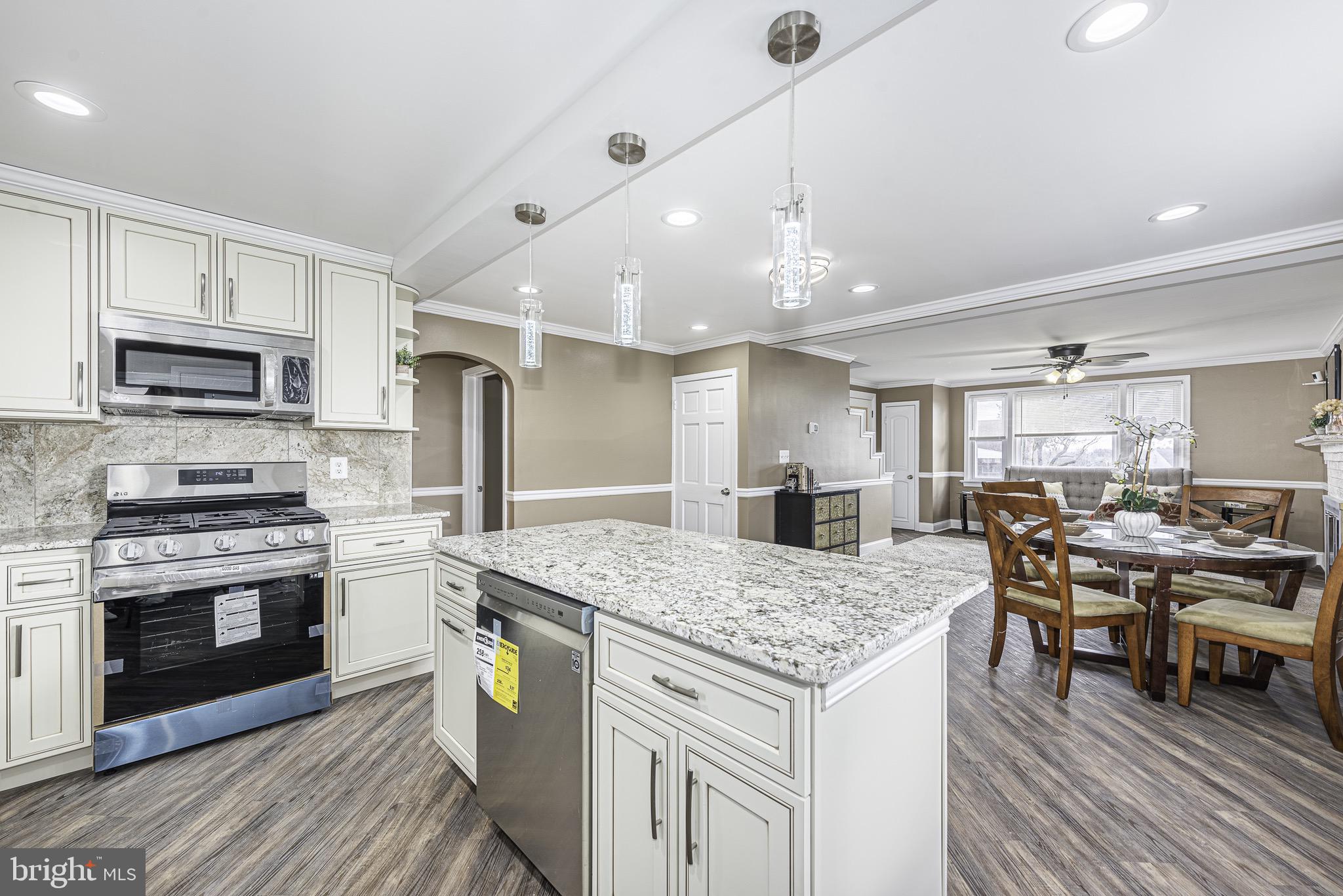 ROSEDALE - Residential