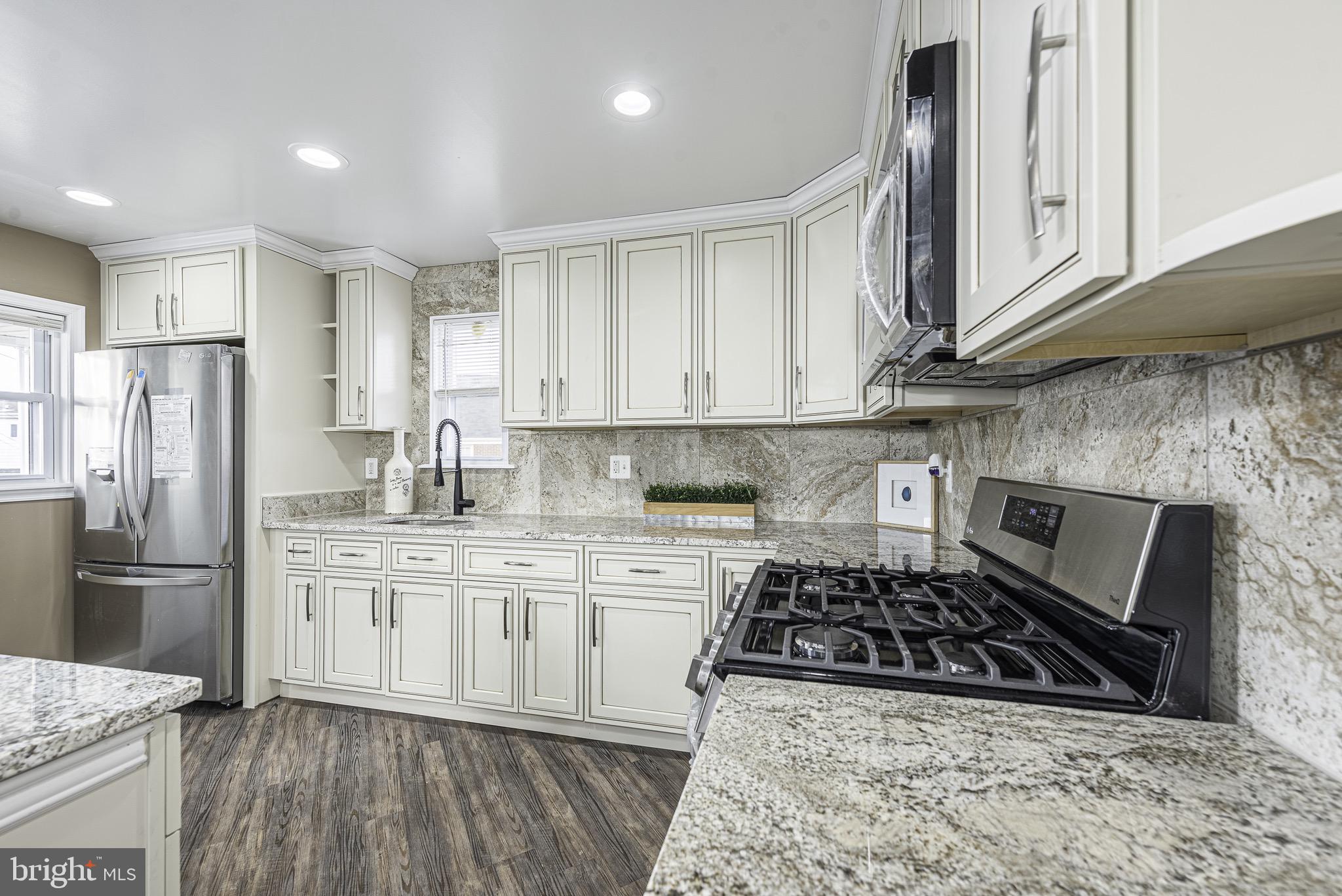 ROSEDALE - Residential