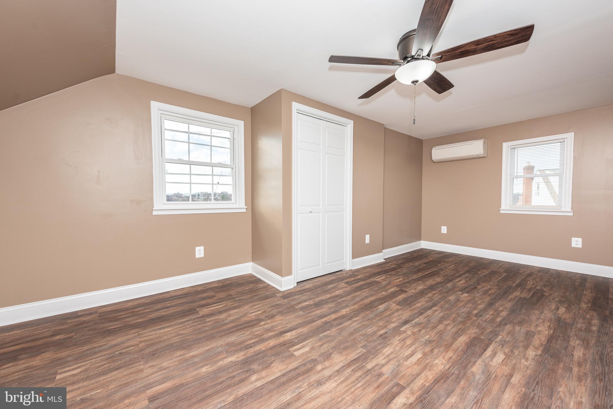 ROSEDALE - Residential