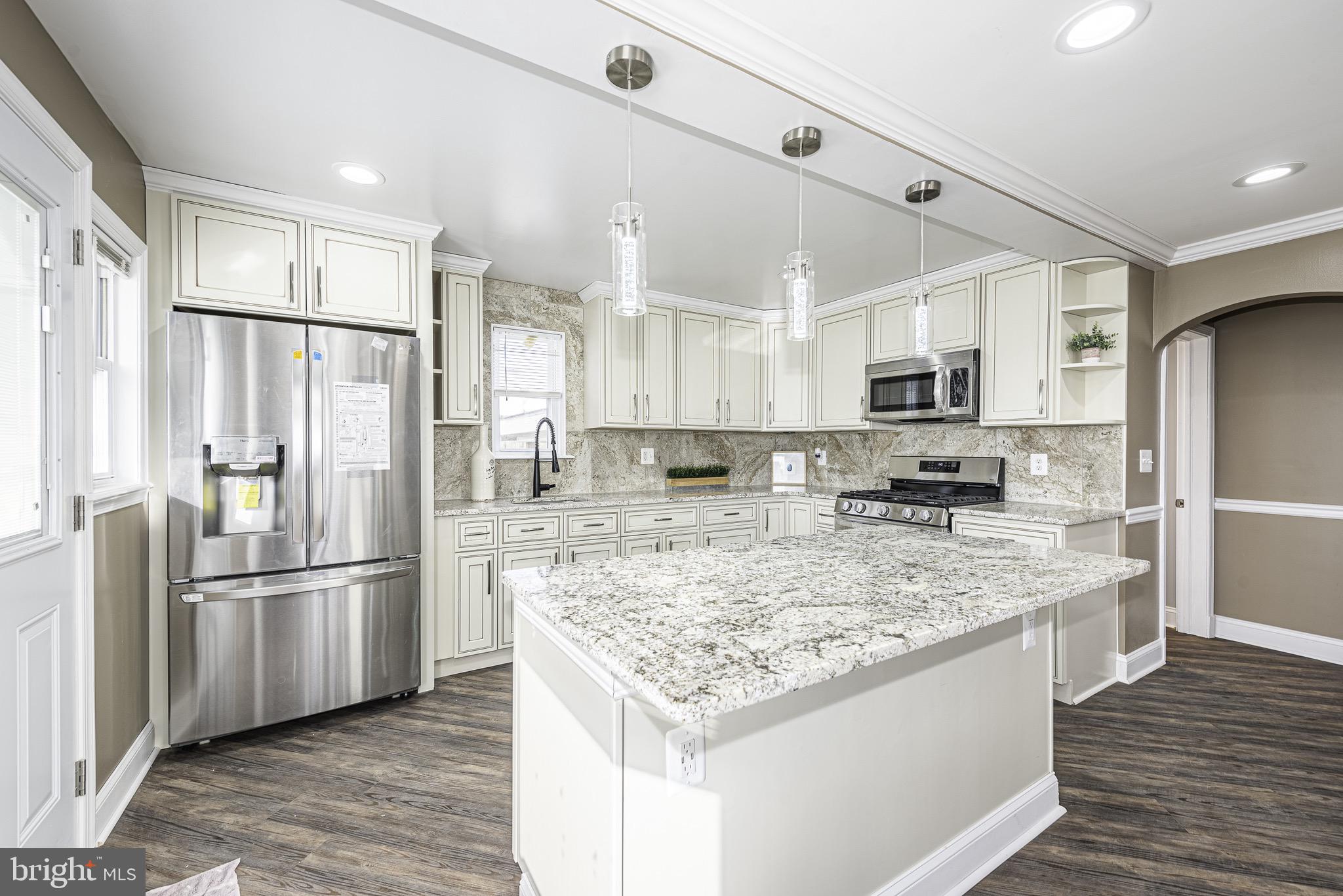 ROSEDALE - Residential