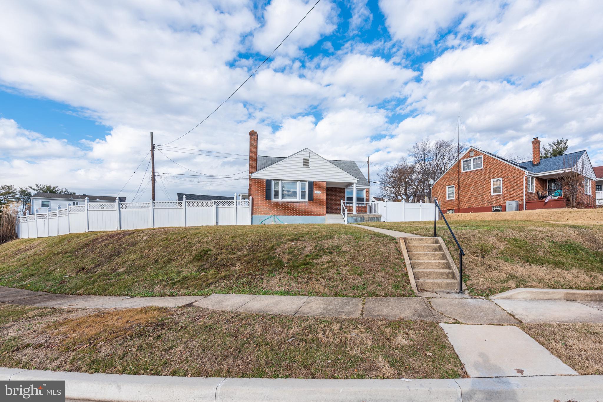 ROSEDALE - Residential