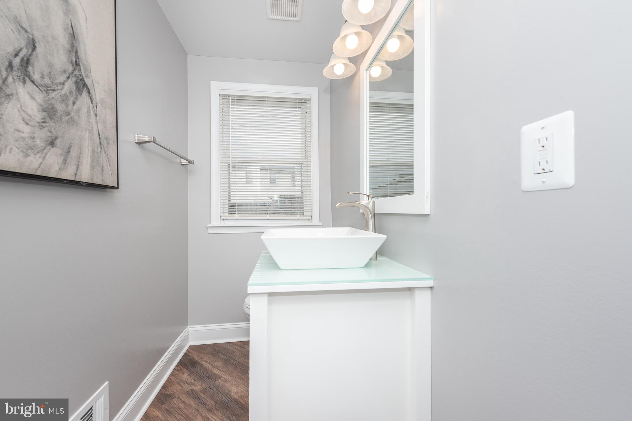 ROSEDALE - Residential