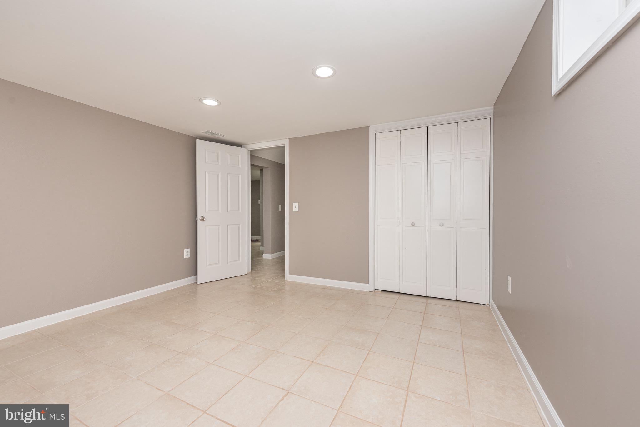 ROSEDALE - Residential