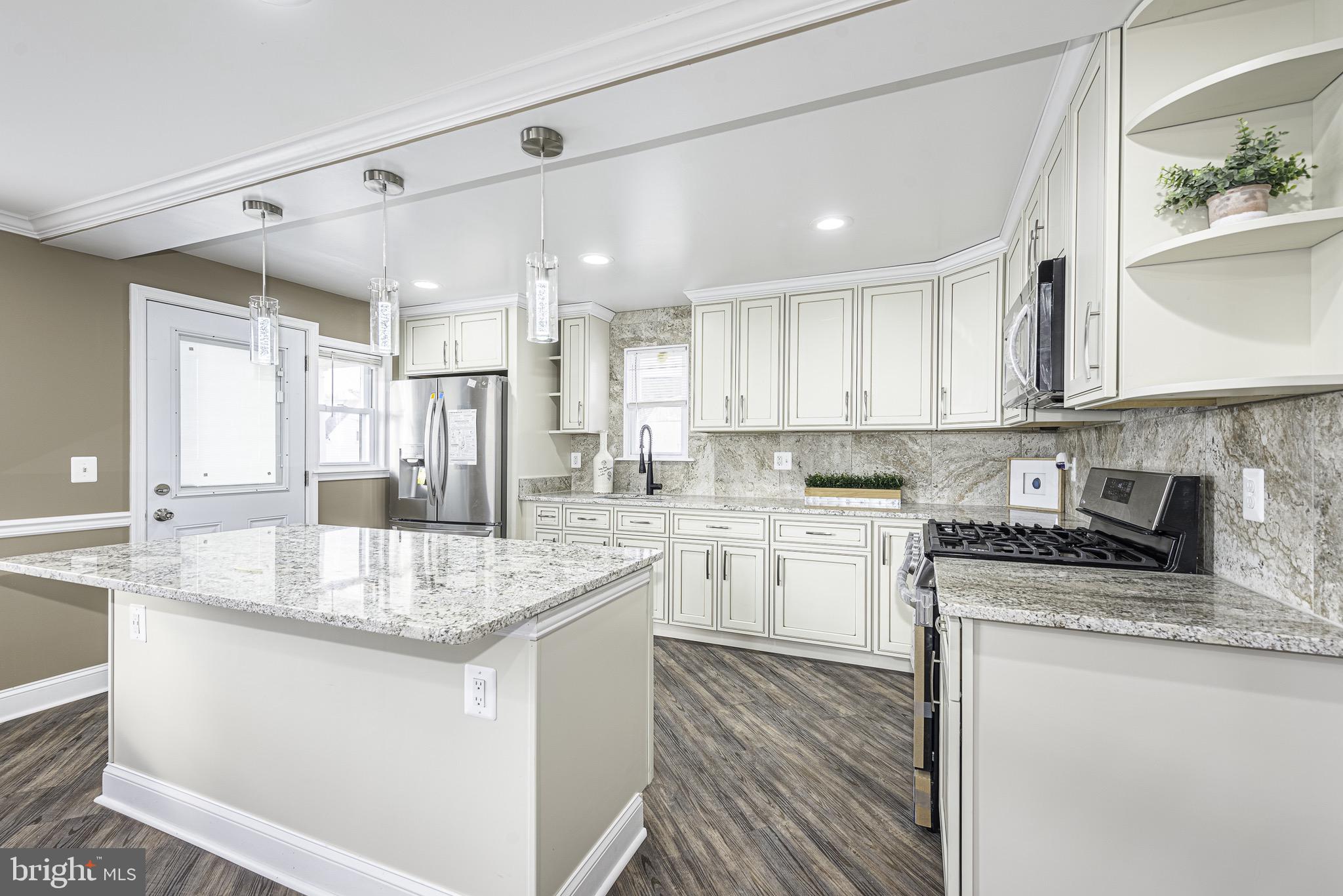 ROSEDALE - Residential