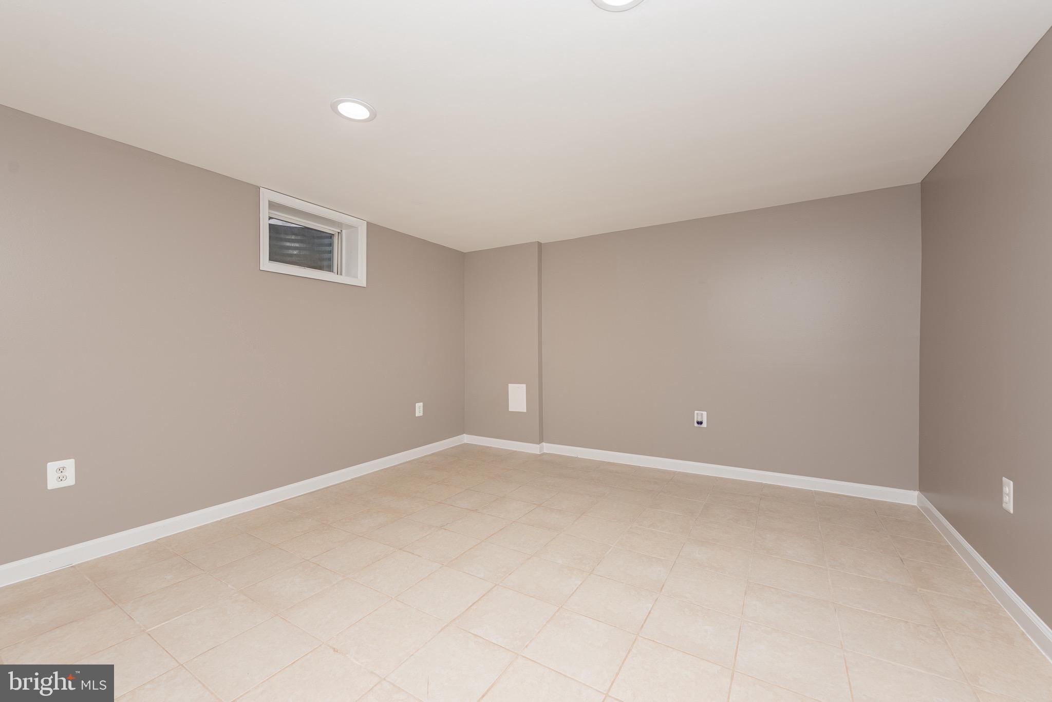 ROSEDALE - Residential