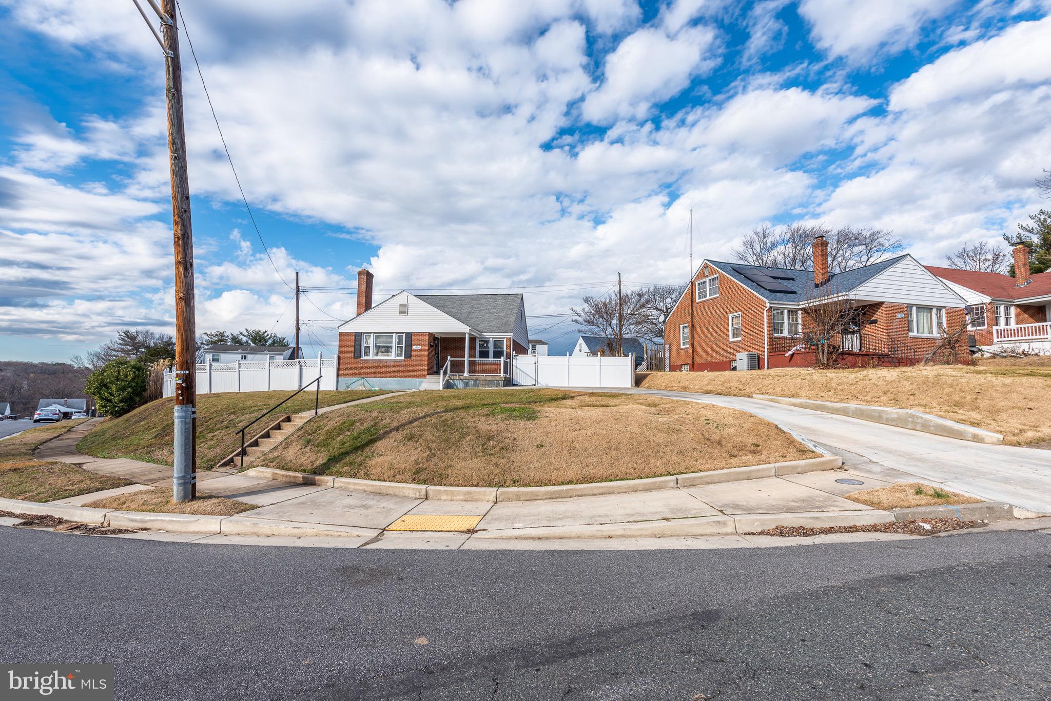 ROSEDALE - Residential