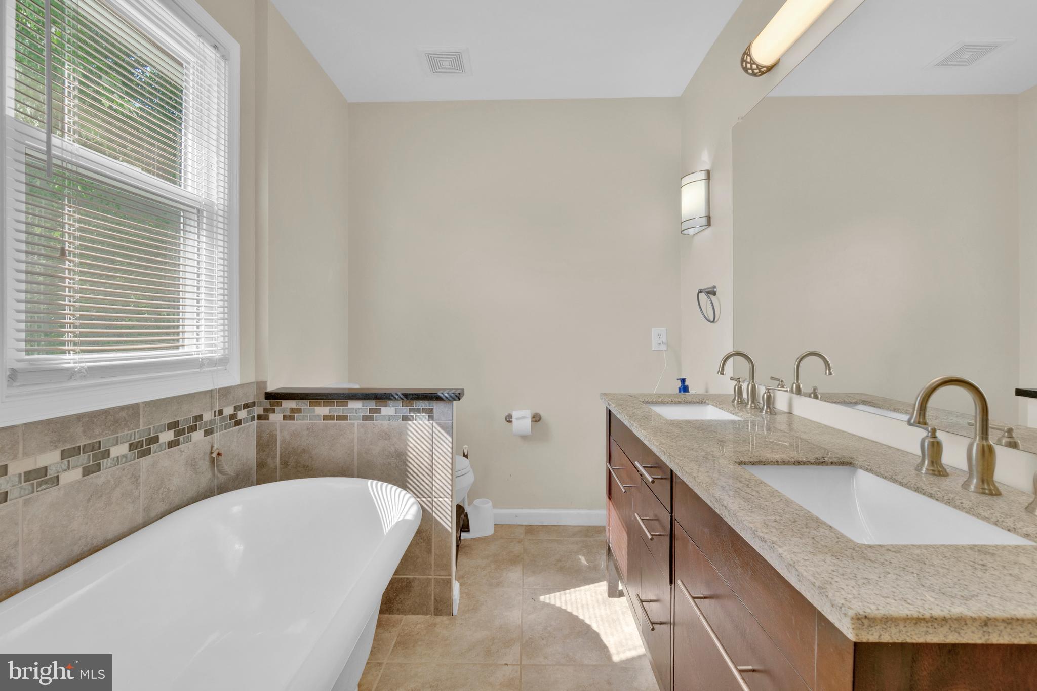 BACK RIVER HIGHLANDS - Residential