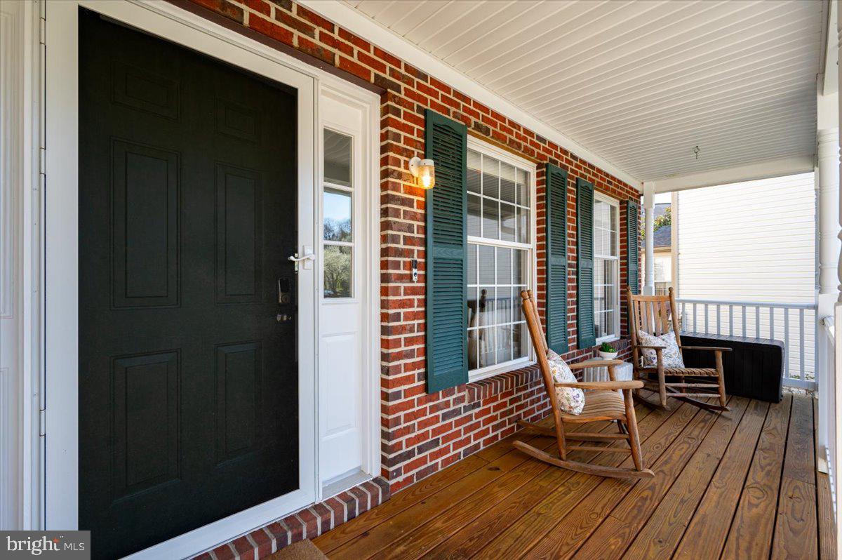 MAYFAIR VILLAGE - Residential