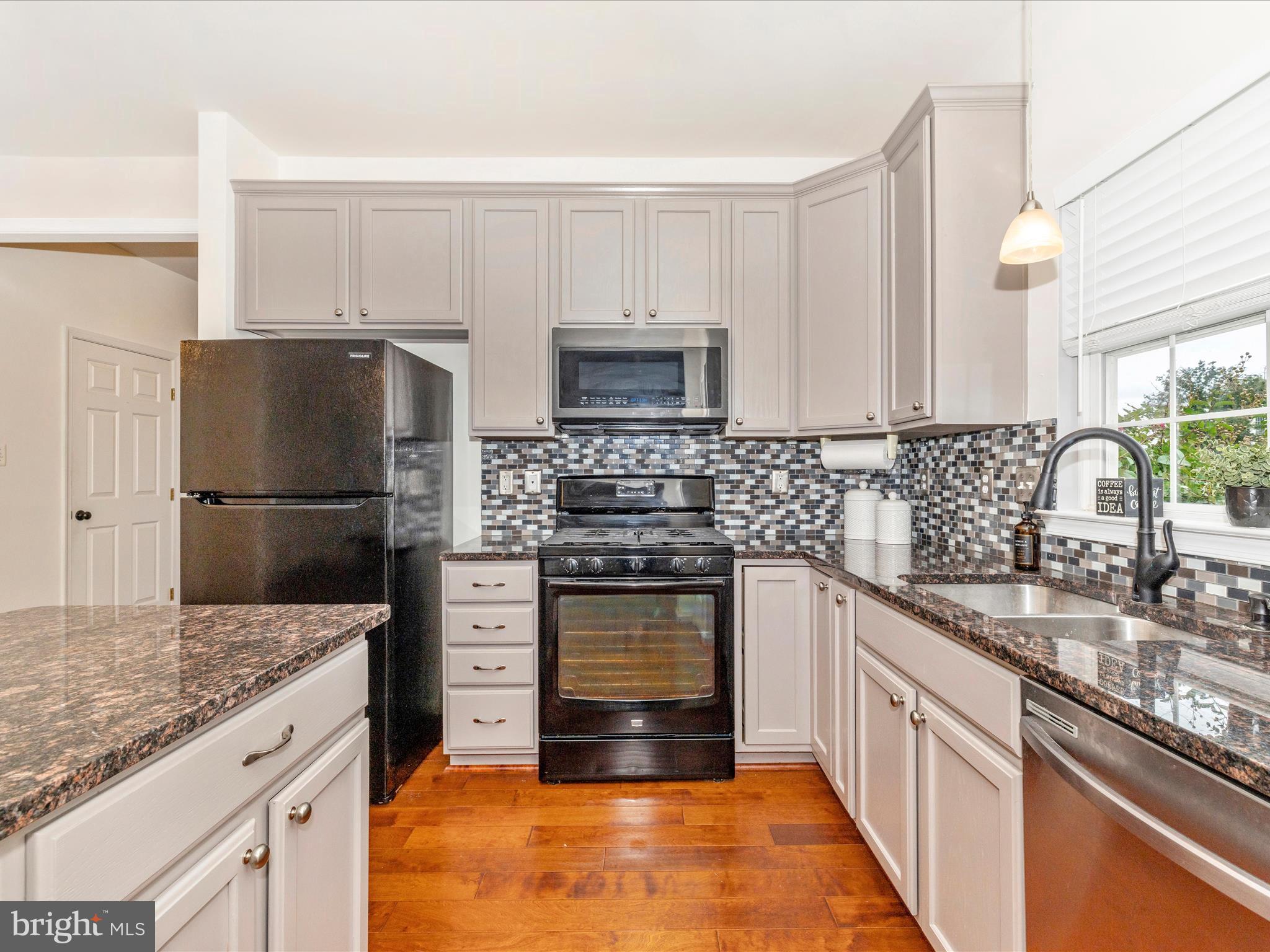 WALNUT RIDGE - Residential