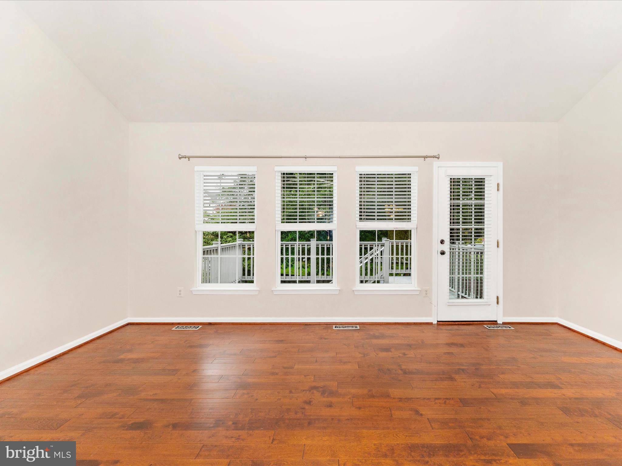 WALNUT RIDGE - Residential