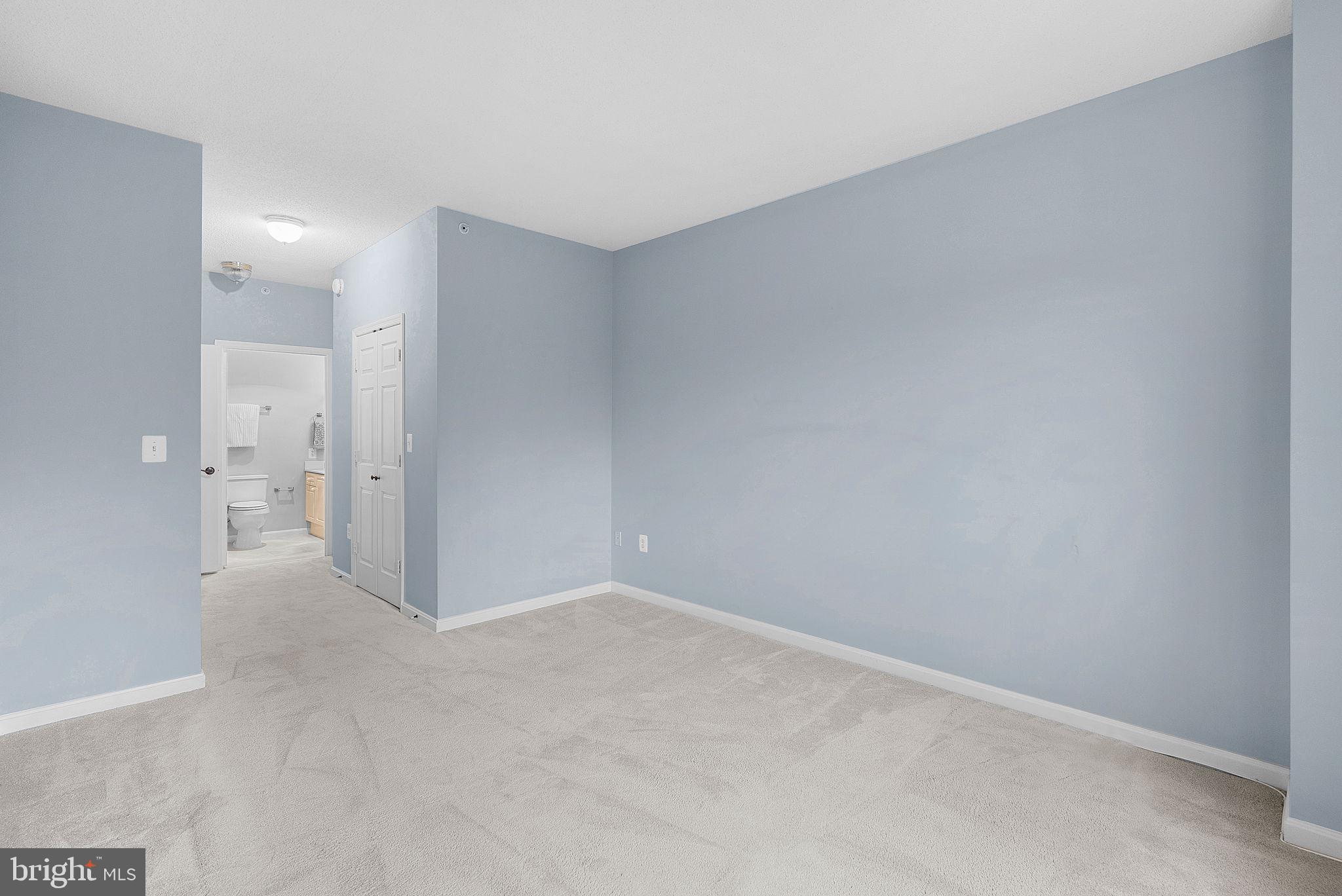 LANSDOWNE WOODS - Residential