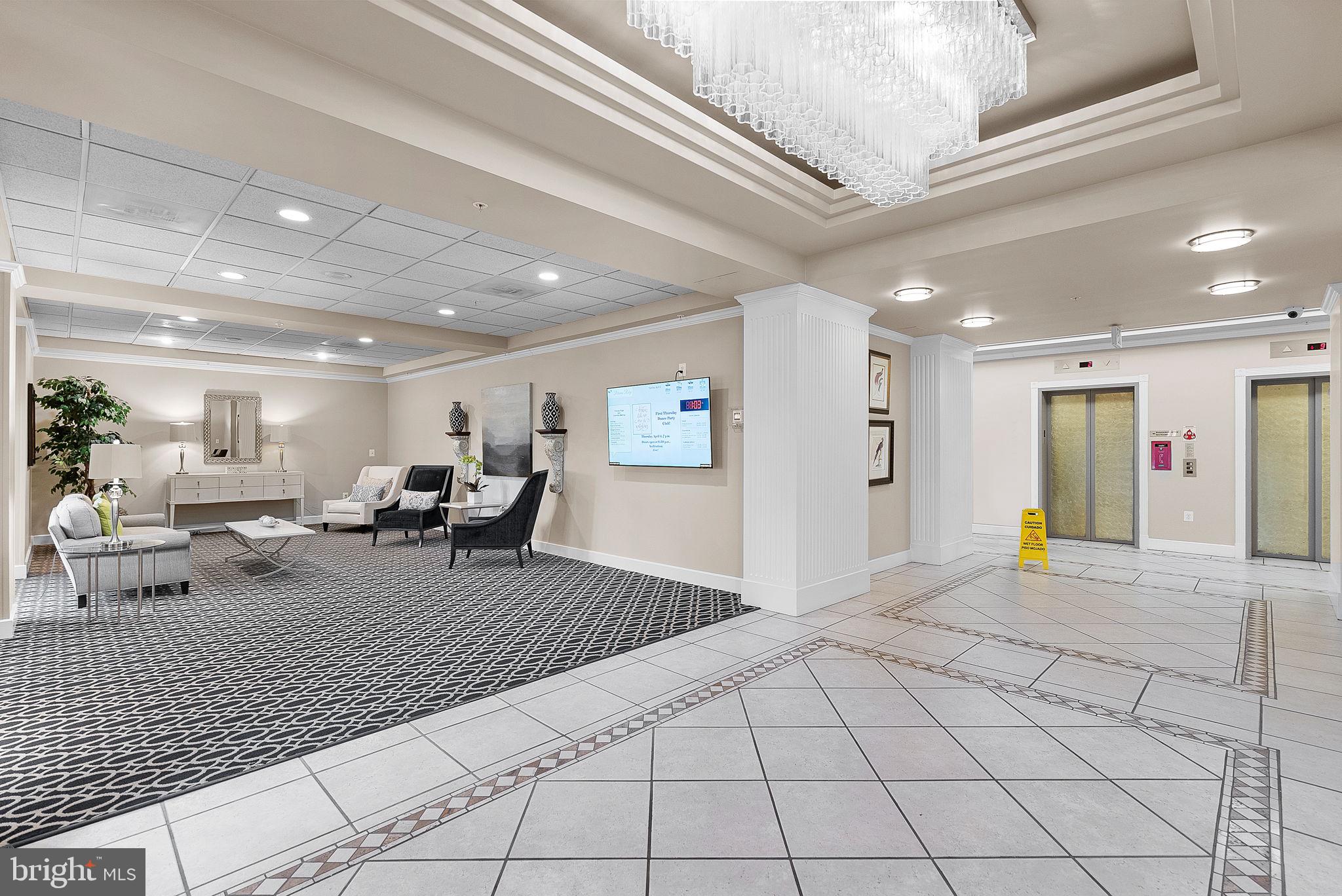 LANSDOWNE WOODS - Residential