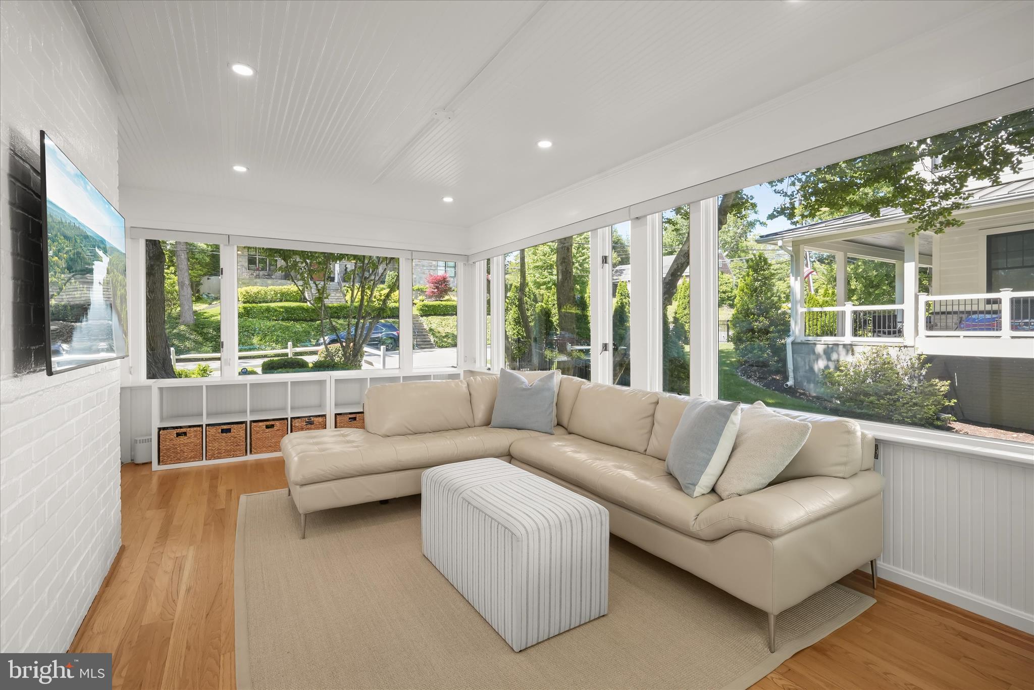 BELLEVUE FOREST - Residential