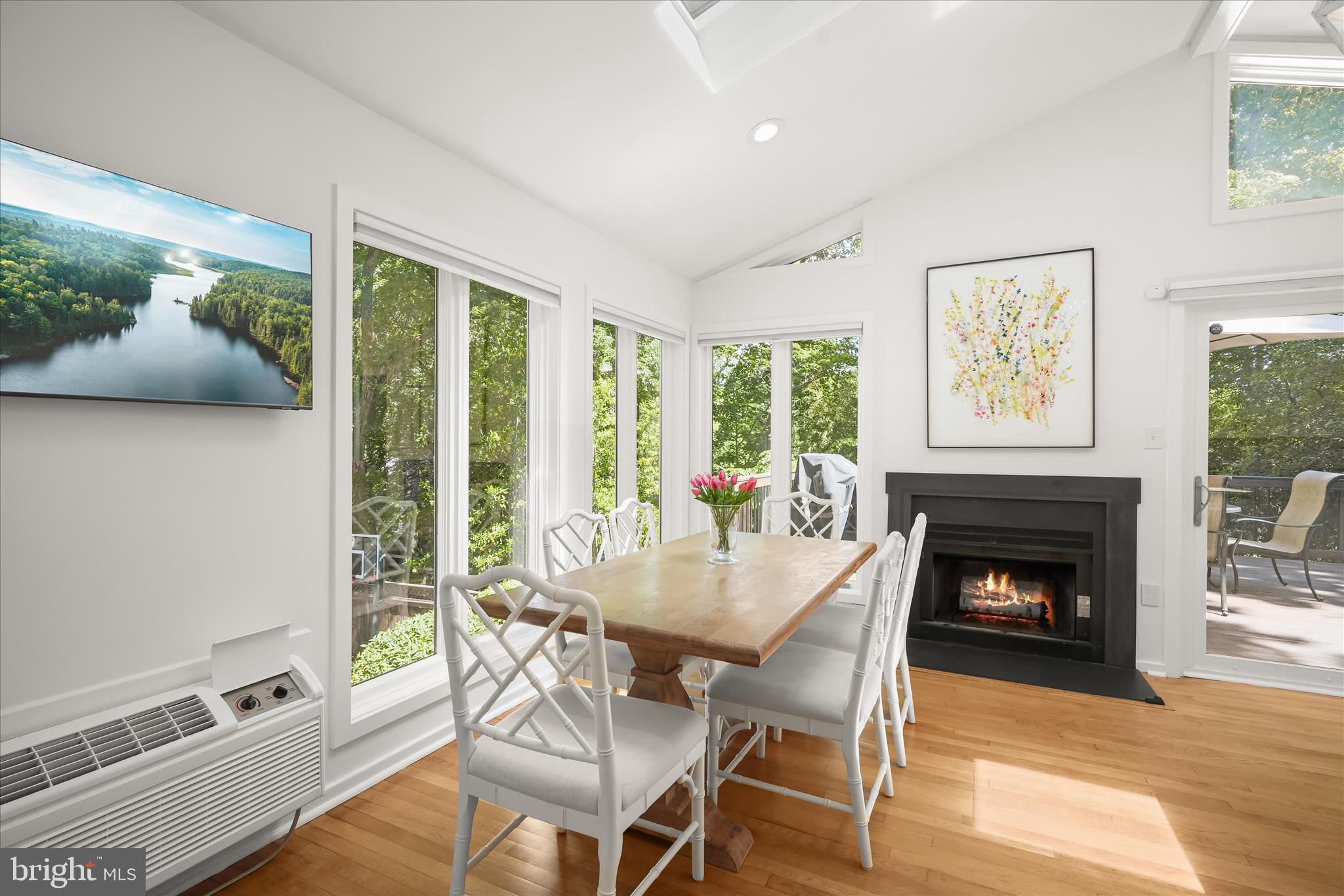 BELLEVUE FOREST - Residential