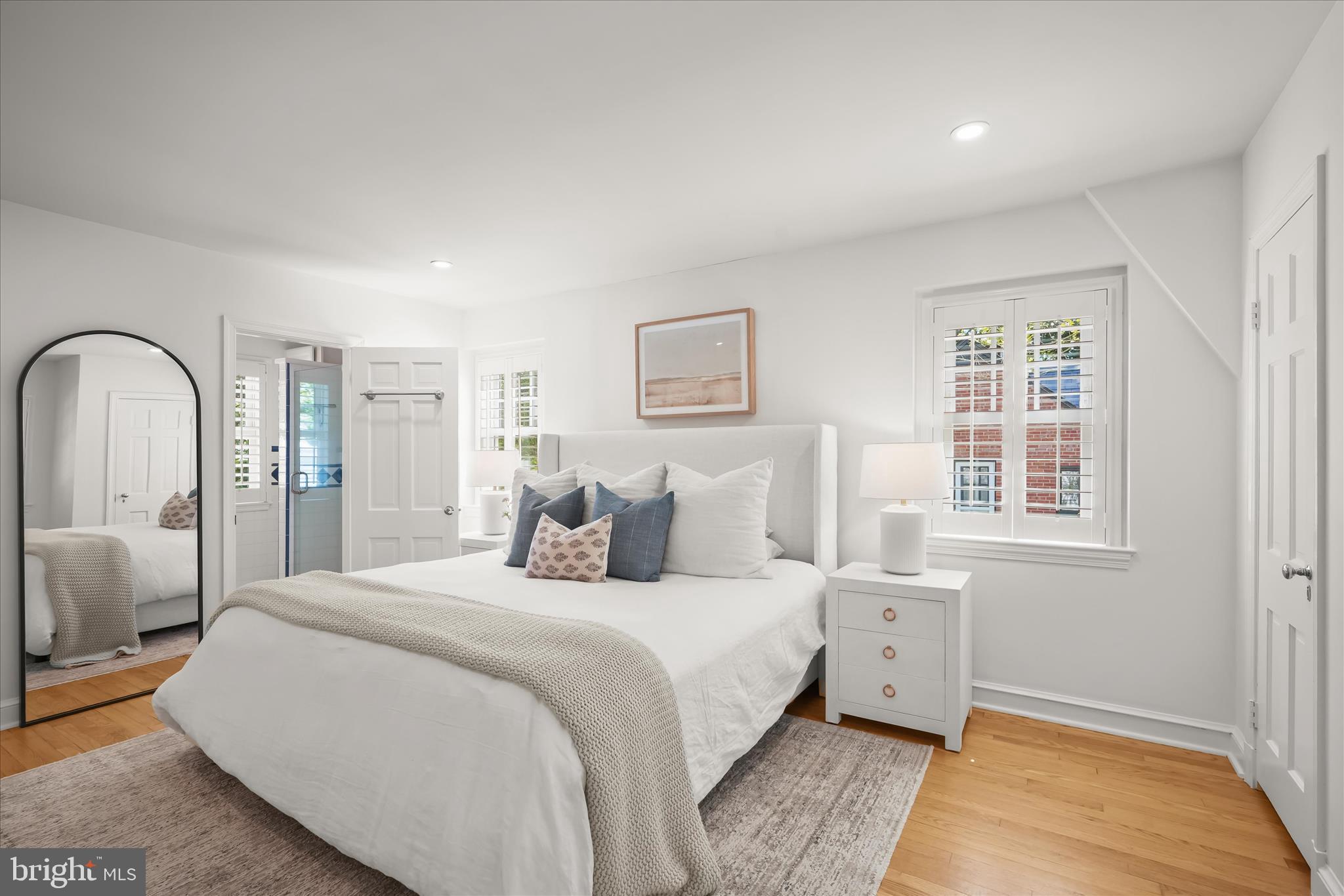 BELLEVUE FOREST - Residential
