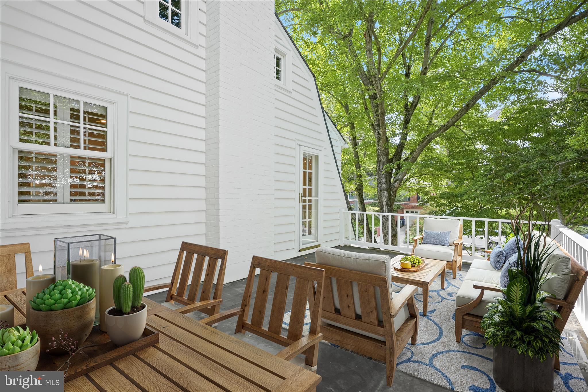 BELLEVUE FOREST - Residential