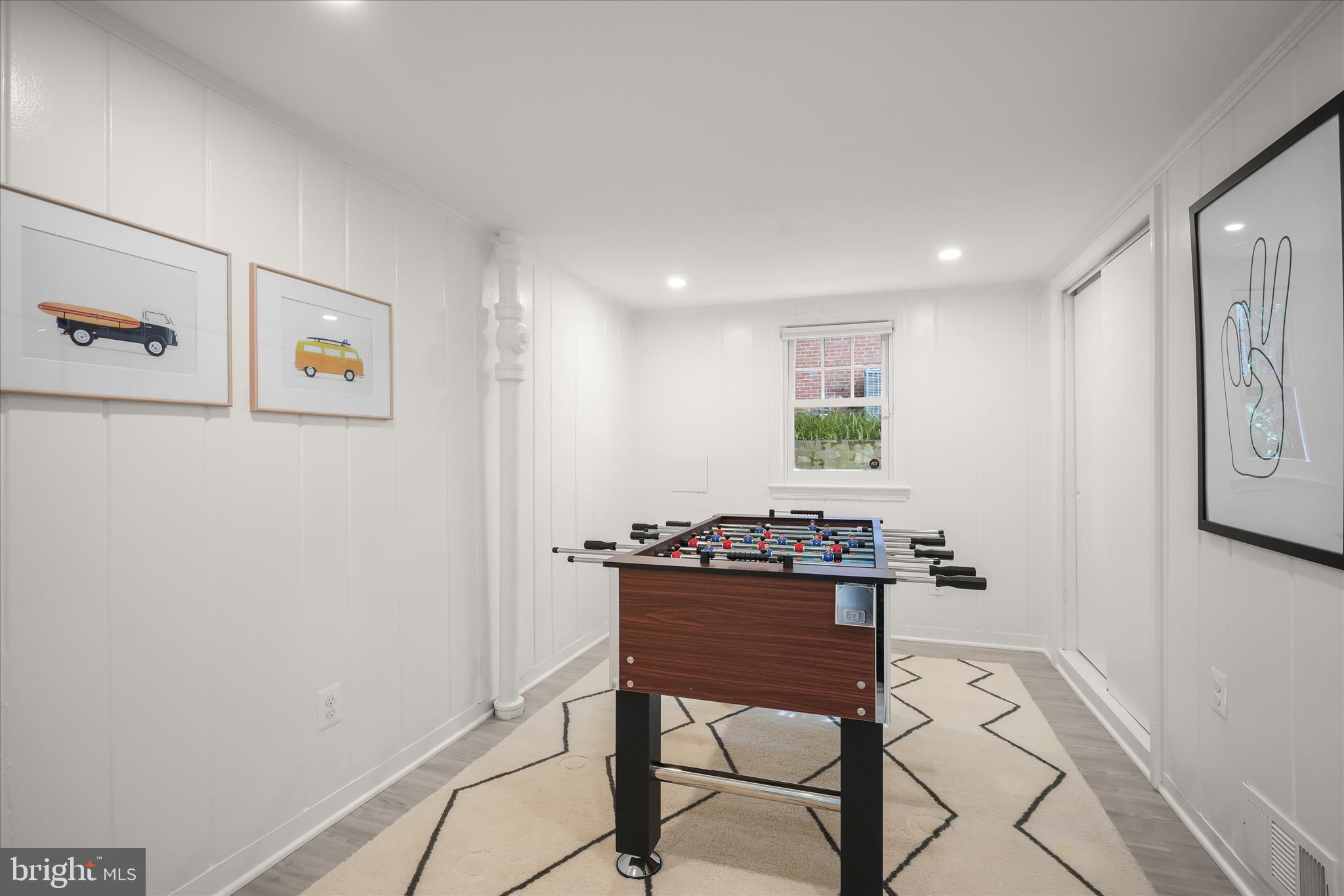 BELLEVUE FOREST - Residential
