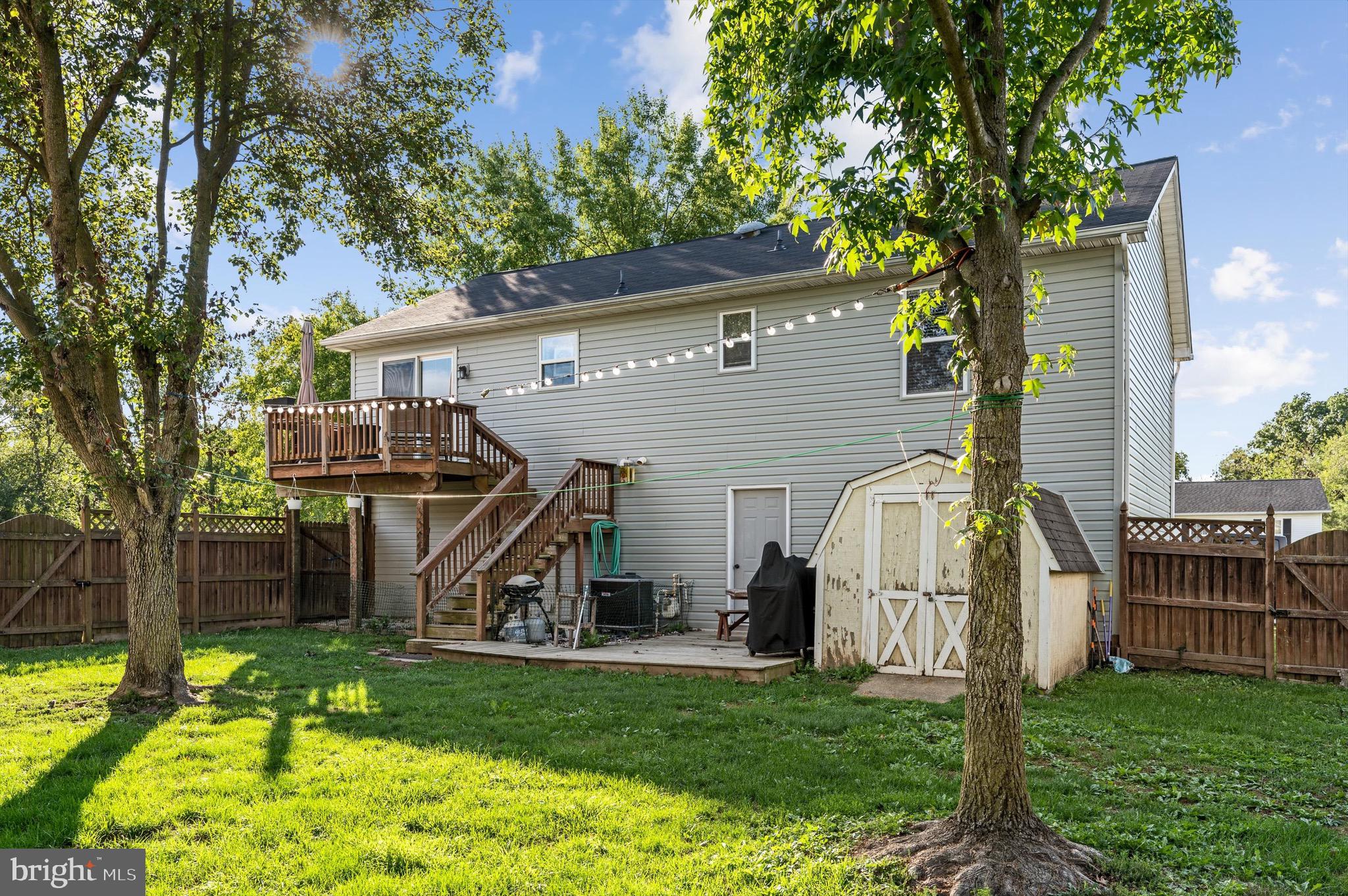 JEFFERSON VILLAGE - Residential