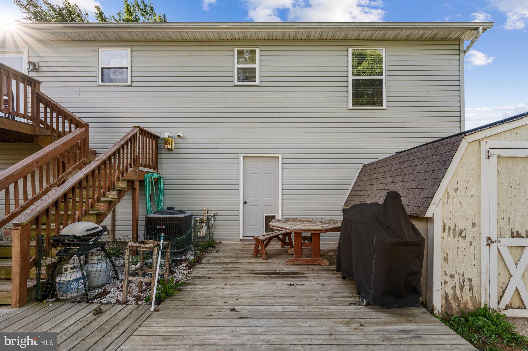 JEFFERSON VILLAGE - Residential