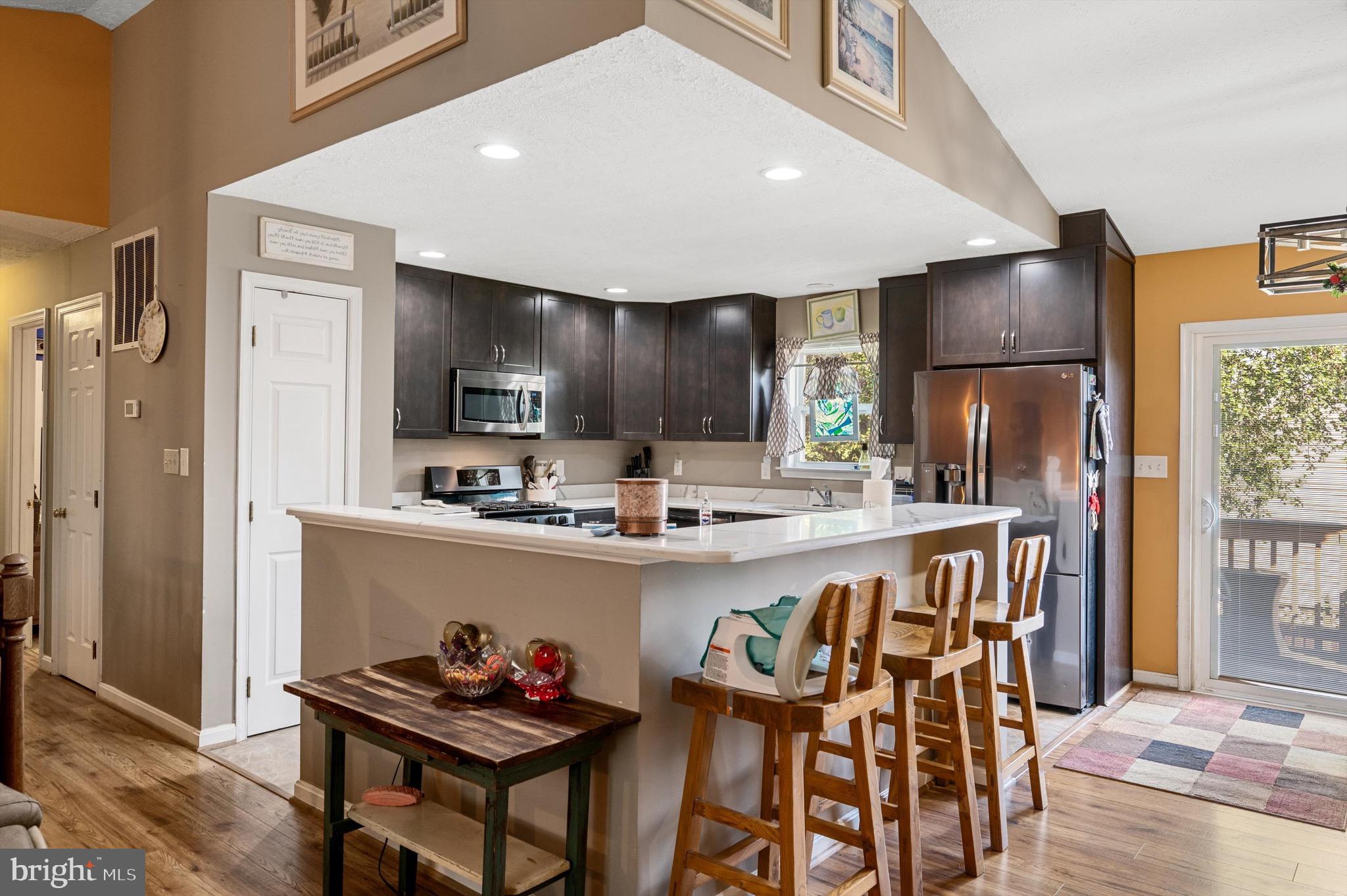 JEFFERSON VILLAGE - Residential