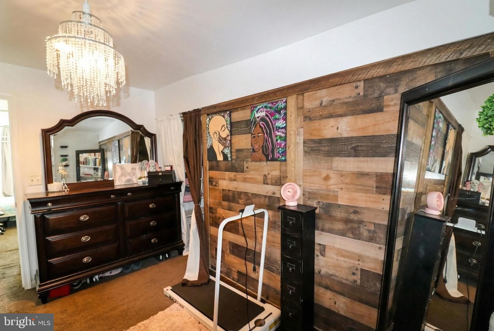 WASHINGTON SQUARE - Residential