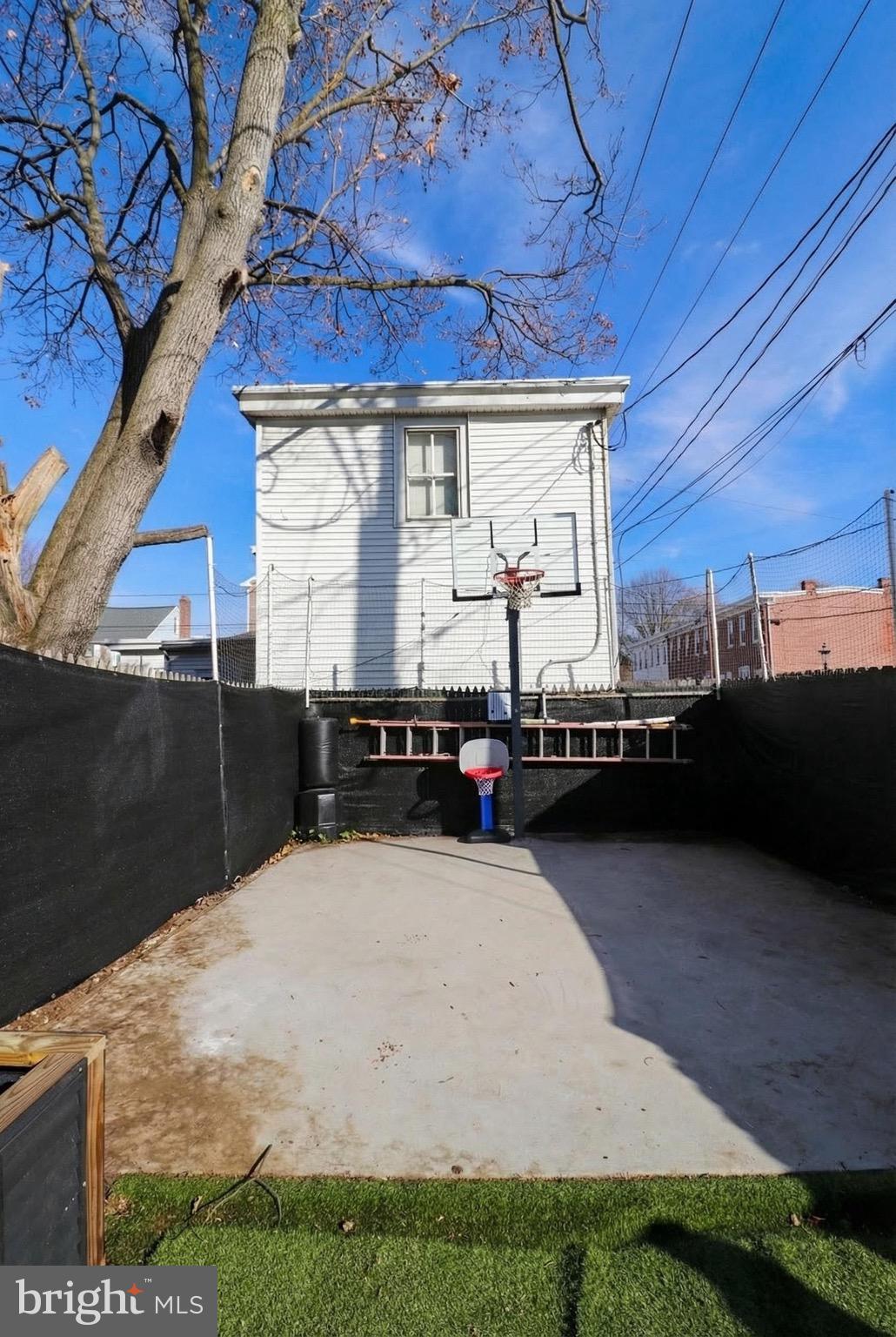 WASHINGTON SQUARE - Residential