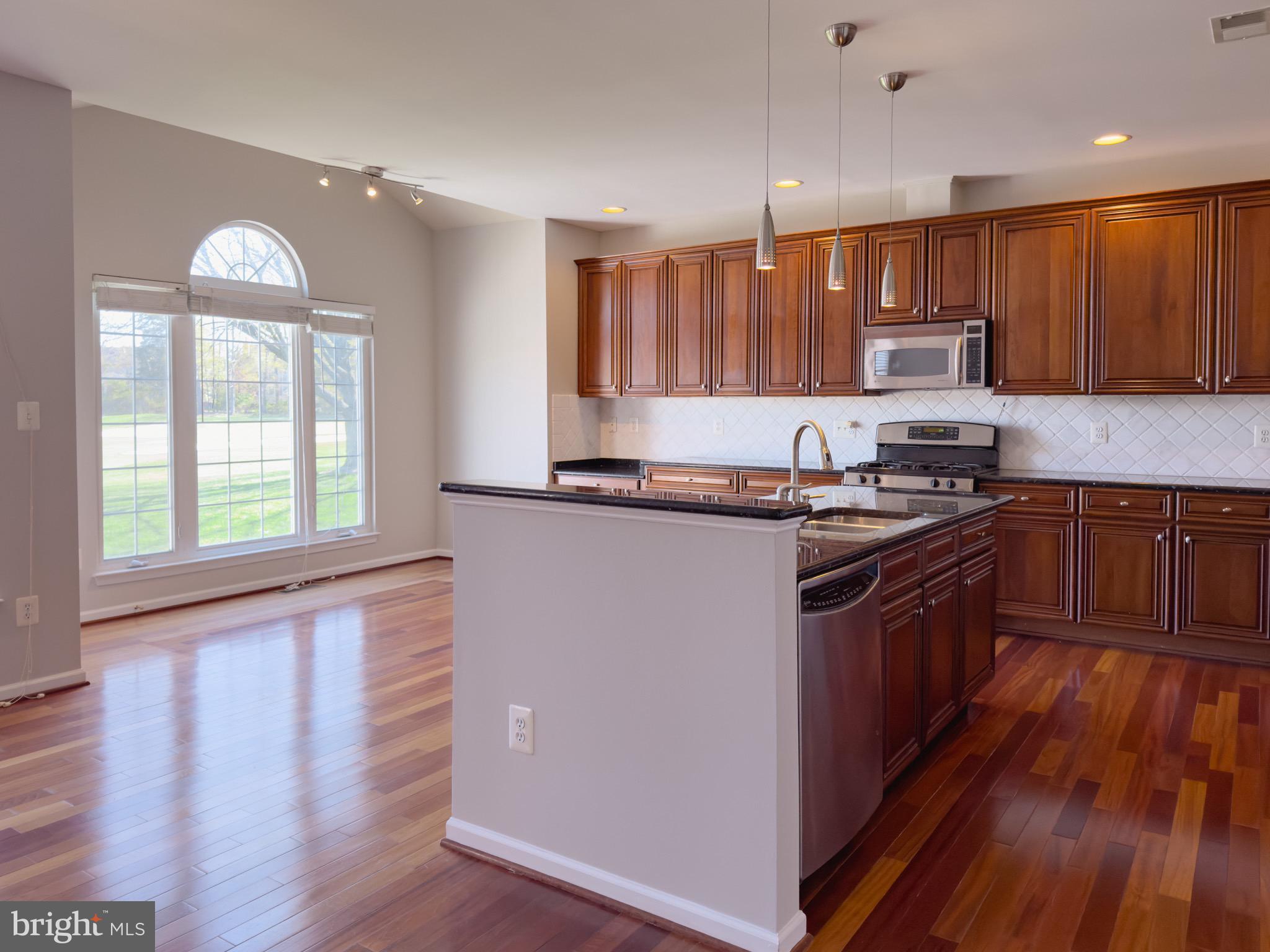 BELMONT LAND BAY - Residential