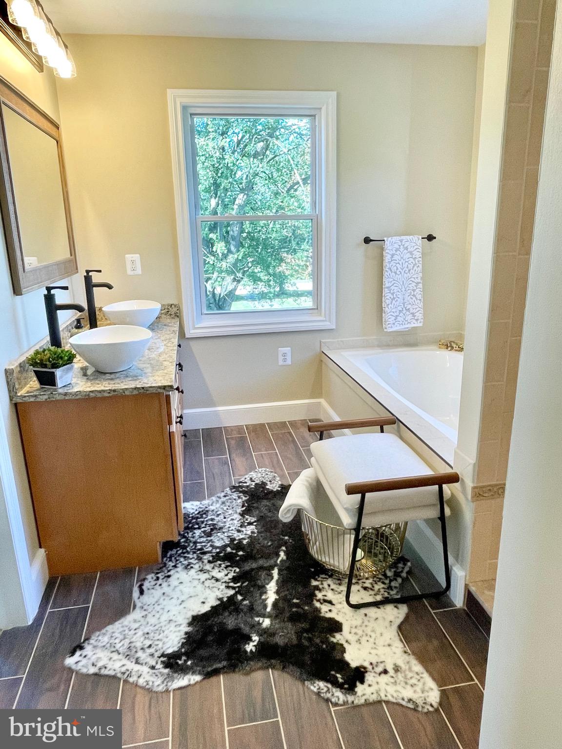 COCKEYSVILLE/HUNT VALLEY - Residential