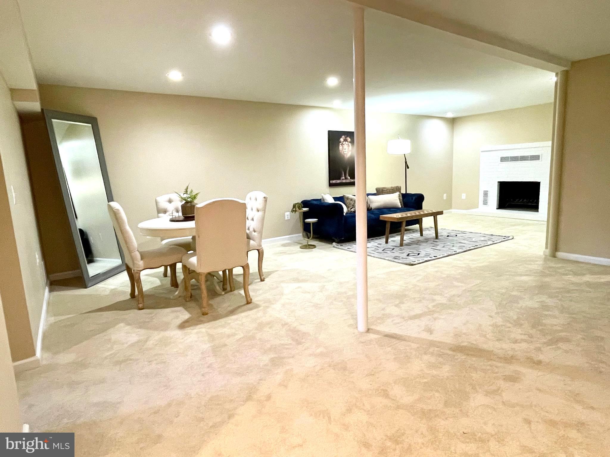 COCKEYSVILLE/HUNT VALLEY - Residential