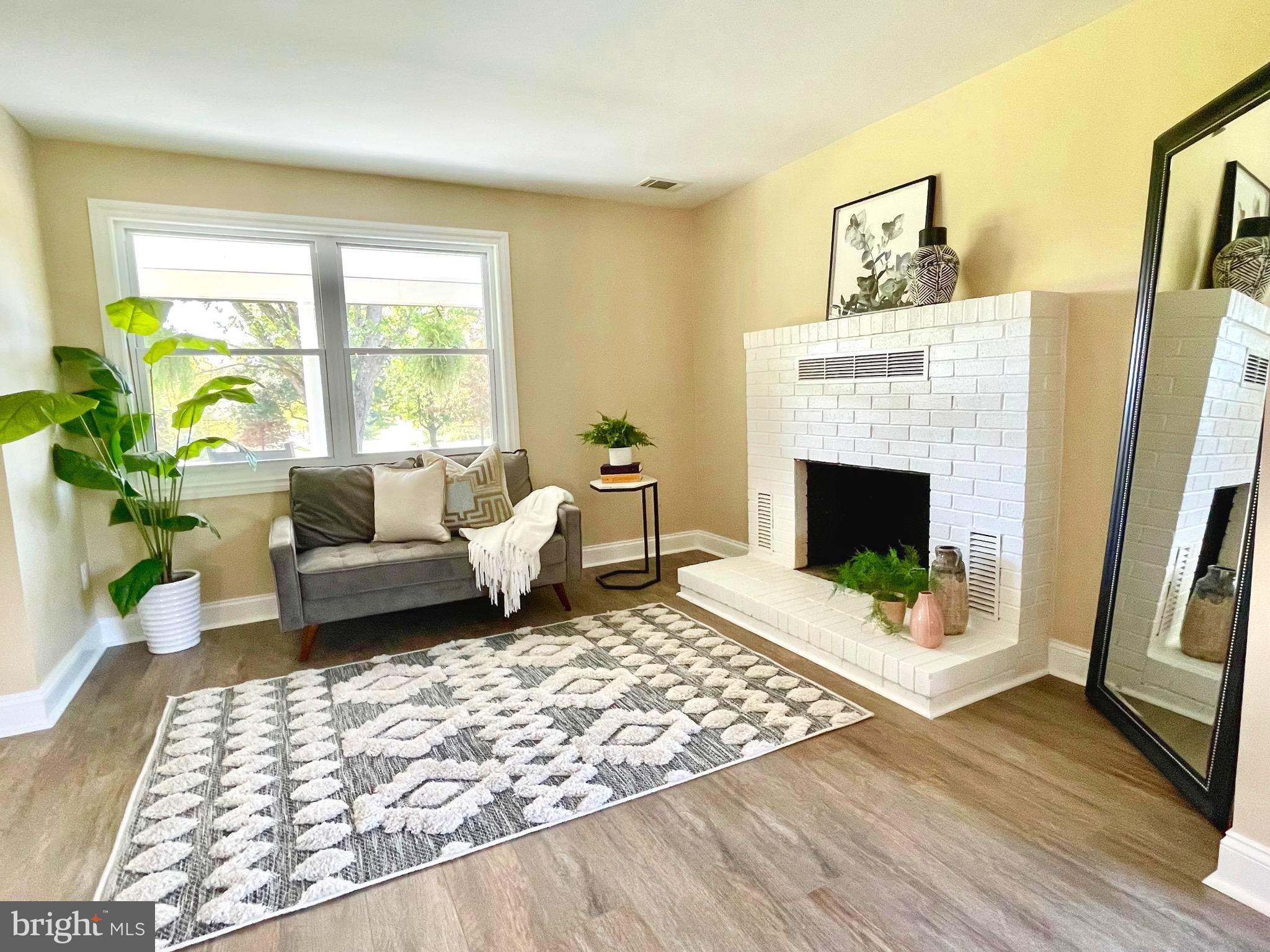 COCKEYSVILLE/HUNT VALLEY - Residential