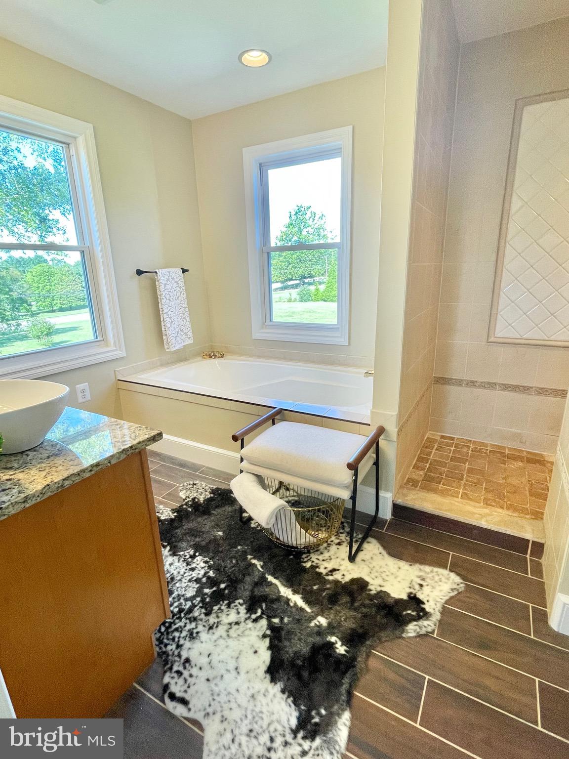 COCKEYSVILLE/HUNT VALLEY - Residential