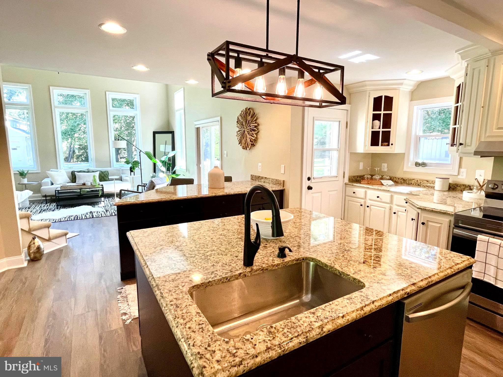 COCKEYSVILLE/HUNT VALLEY - Residential