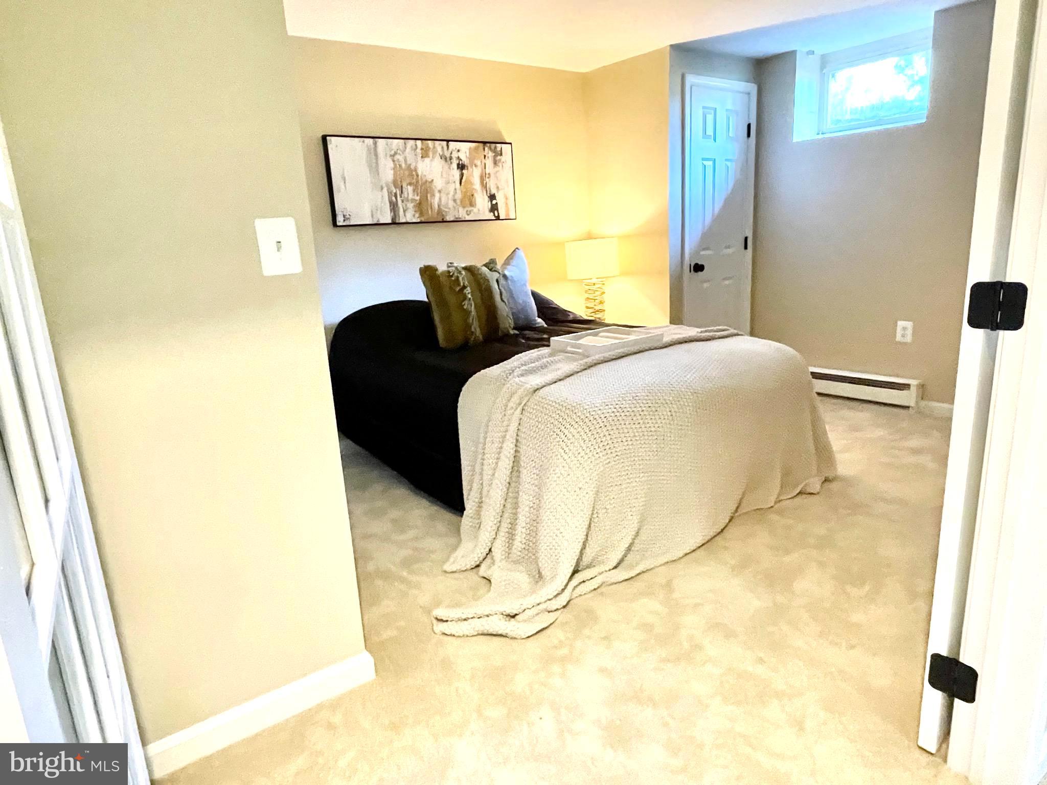 COCKEYSVILLE/HUNT VALLEY - Residential