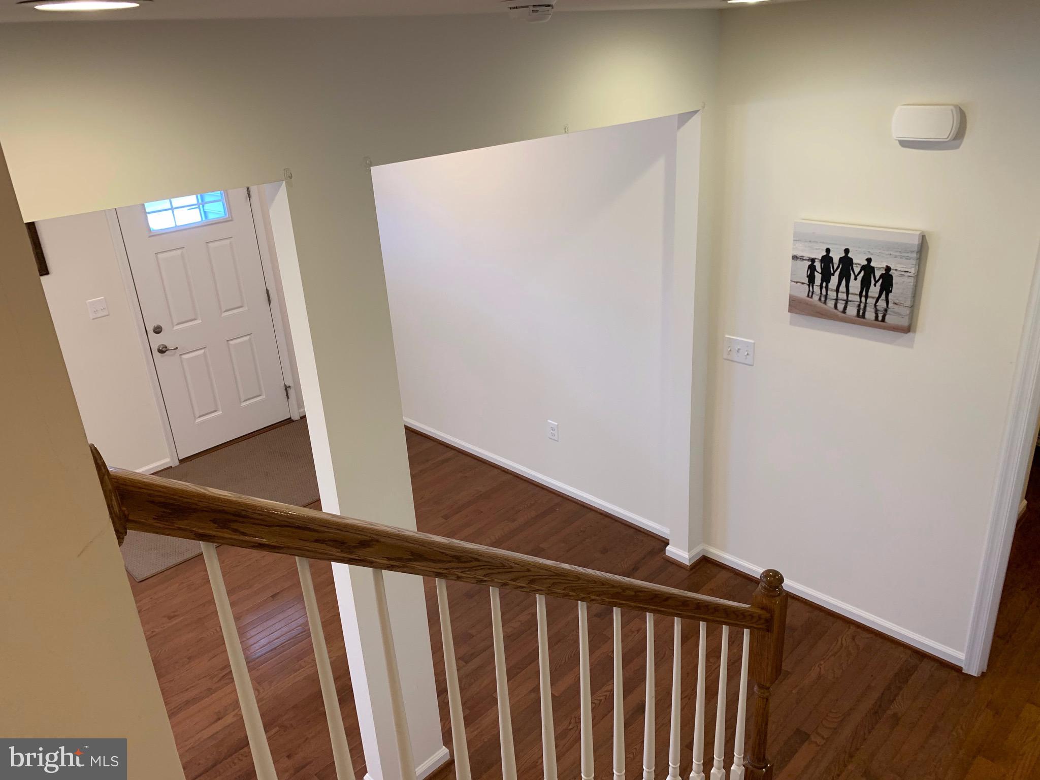 SEVEN HILLS - Residential Lease