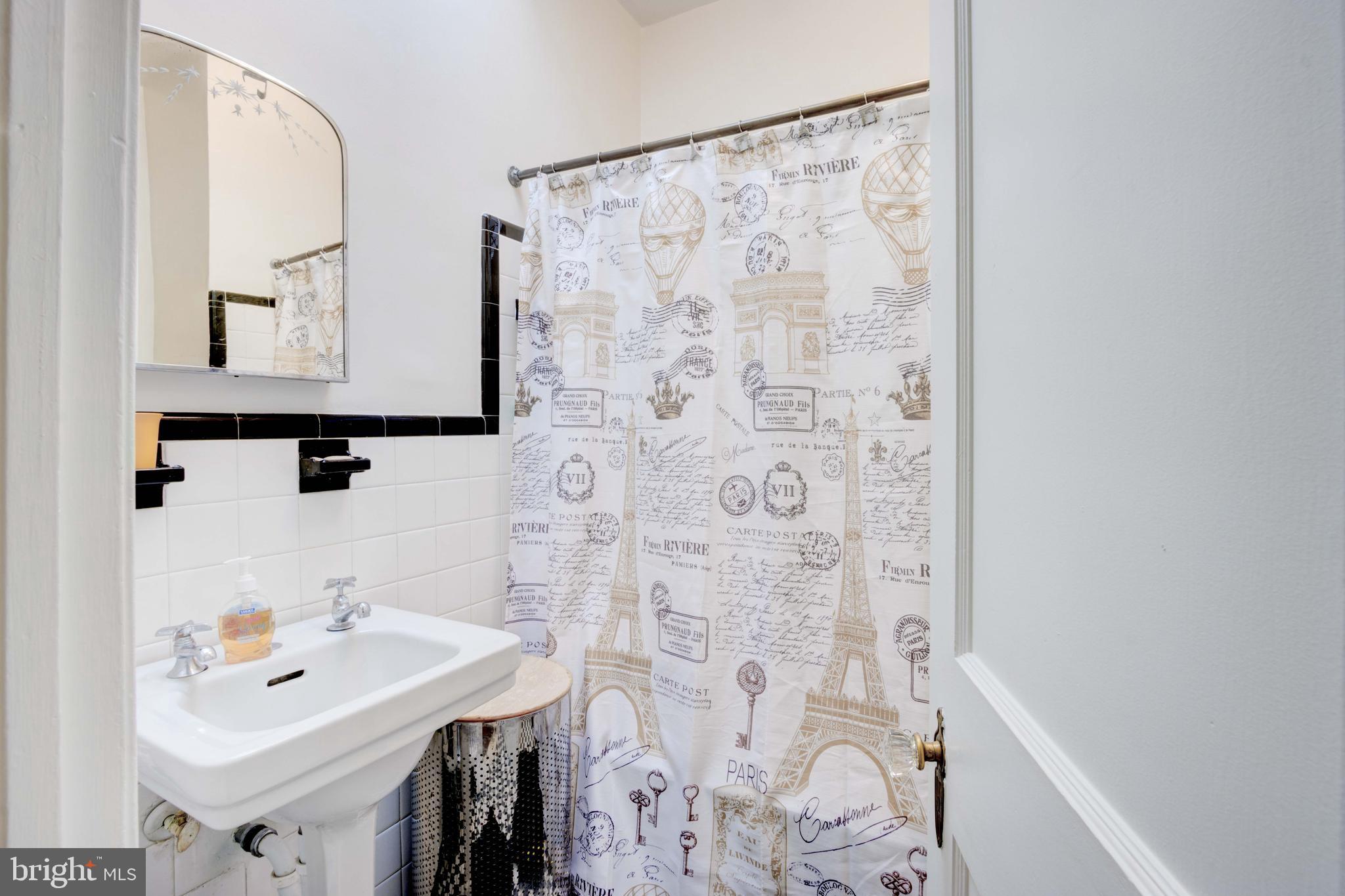 GREENSPRING - Residential