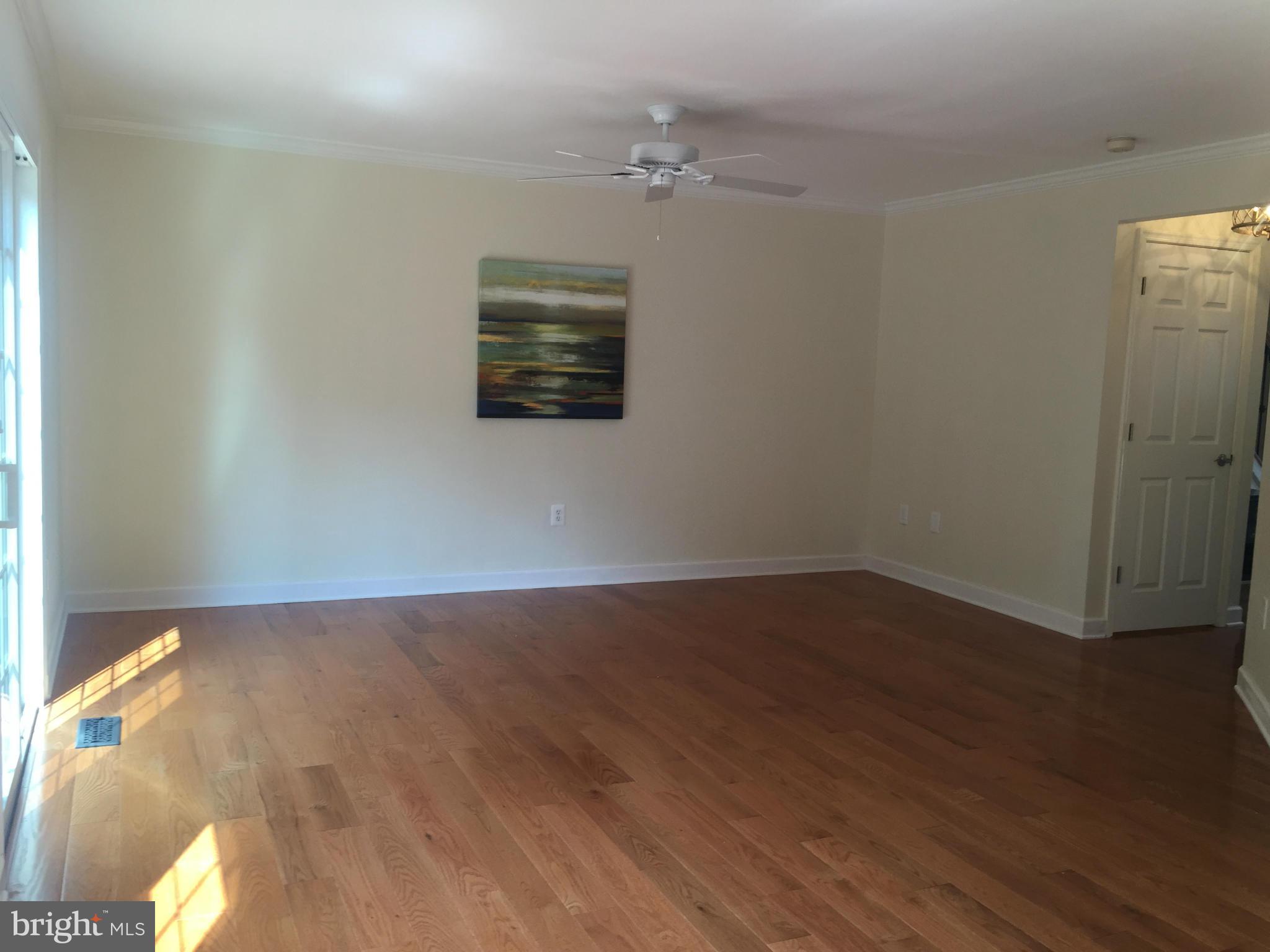 ASHBURN FARM - Residential