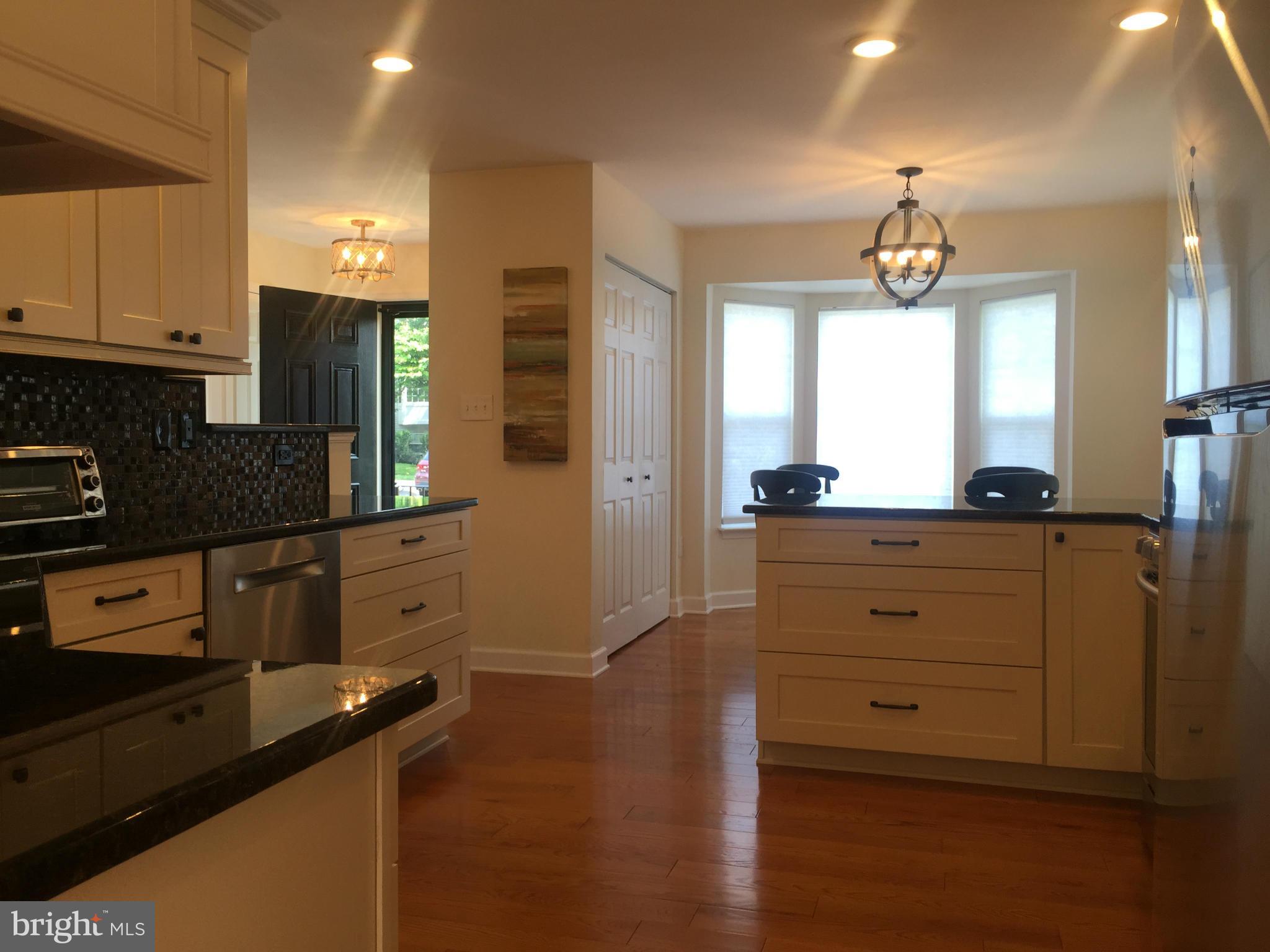 ASHBURN FARM - Residential