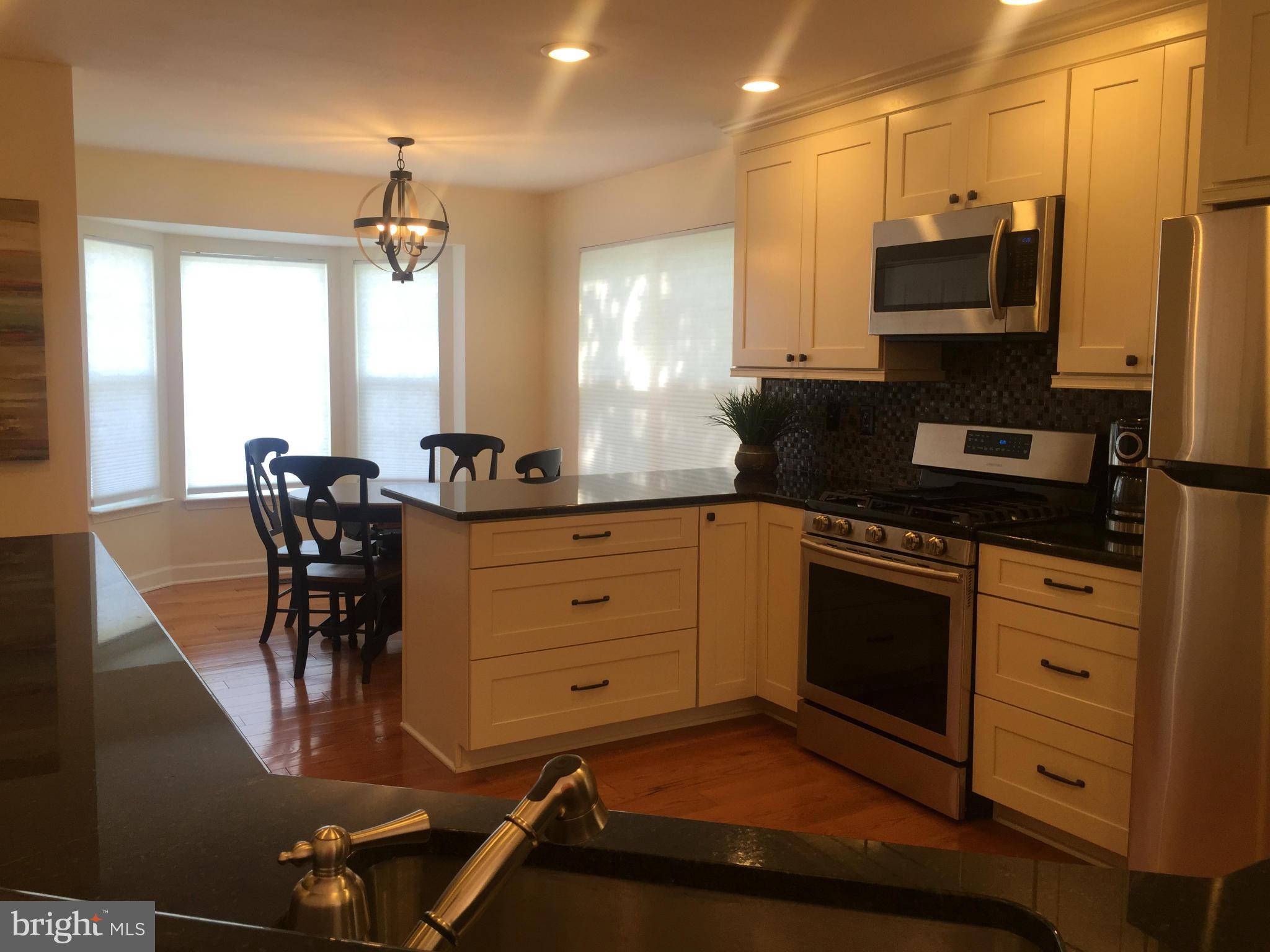 ASHBURN FARM - Residential