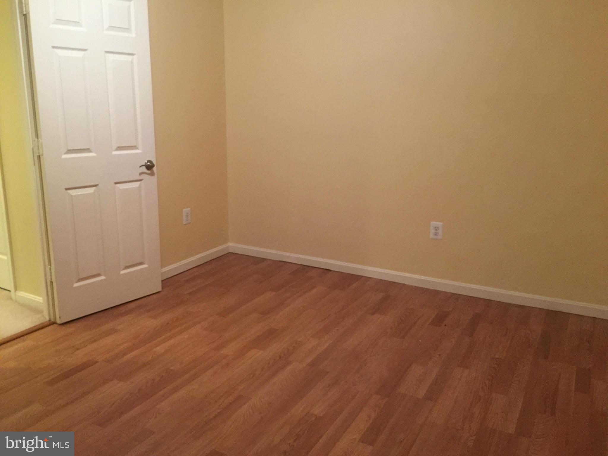 ASHBURN FARM - Residential