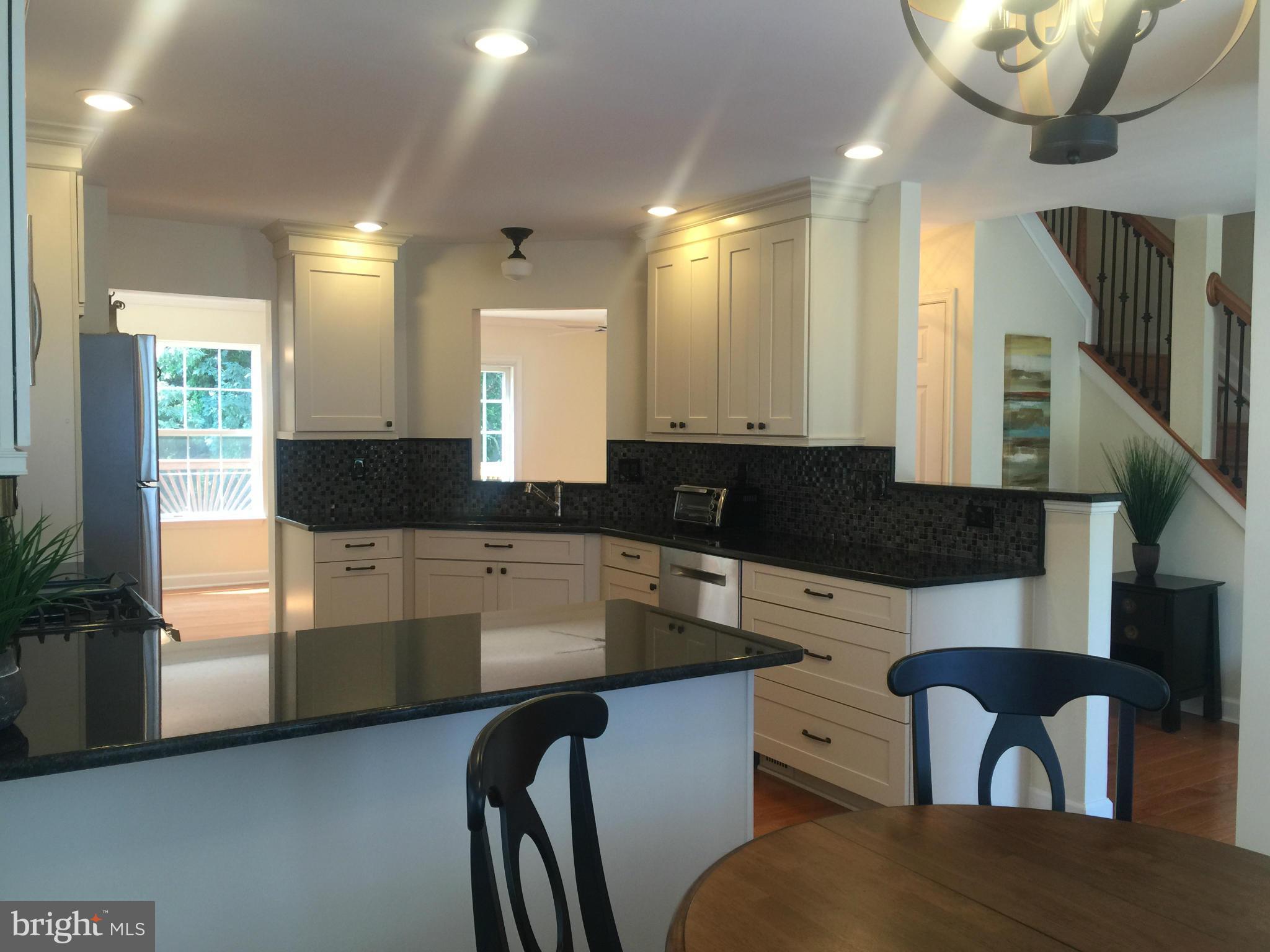 ASHBURN FARM - Residential