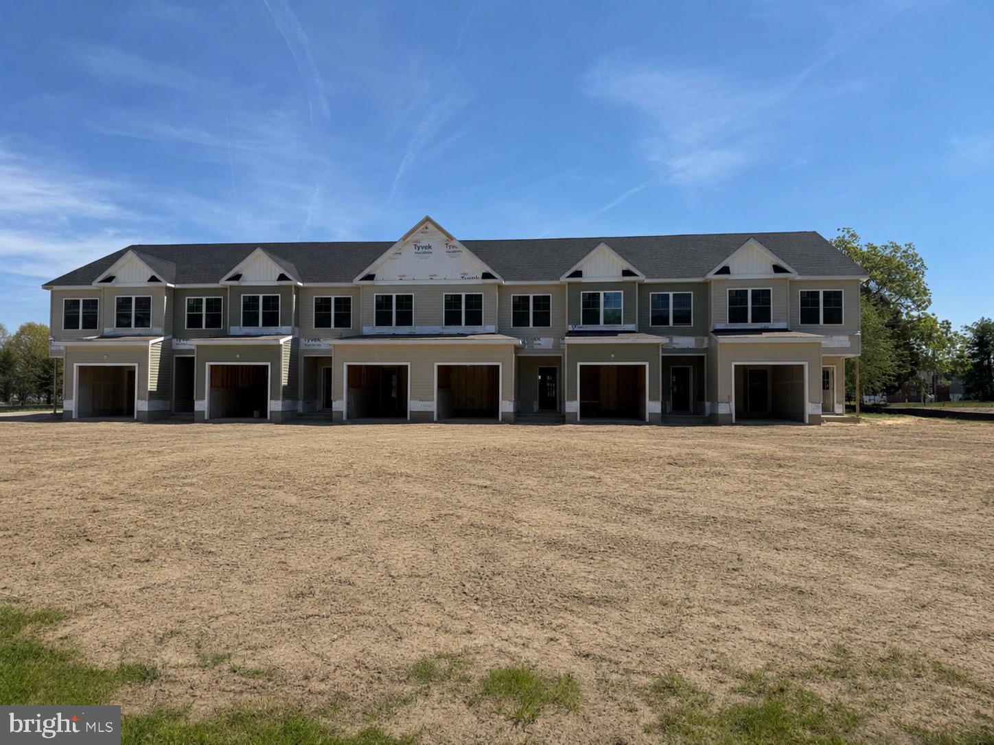 500 RIVERSIDE DRIVE 116