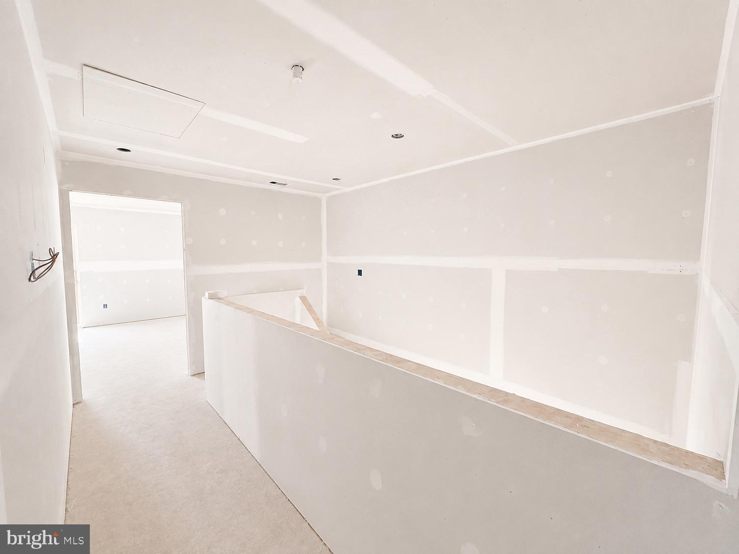 500 RIVERSIDE DRIVE 116