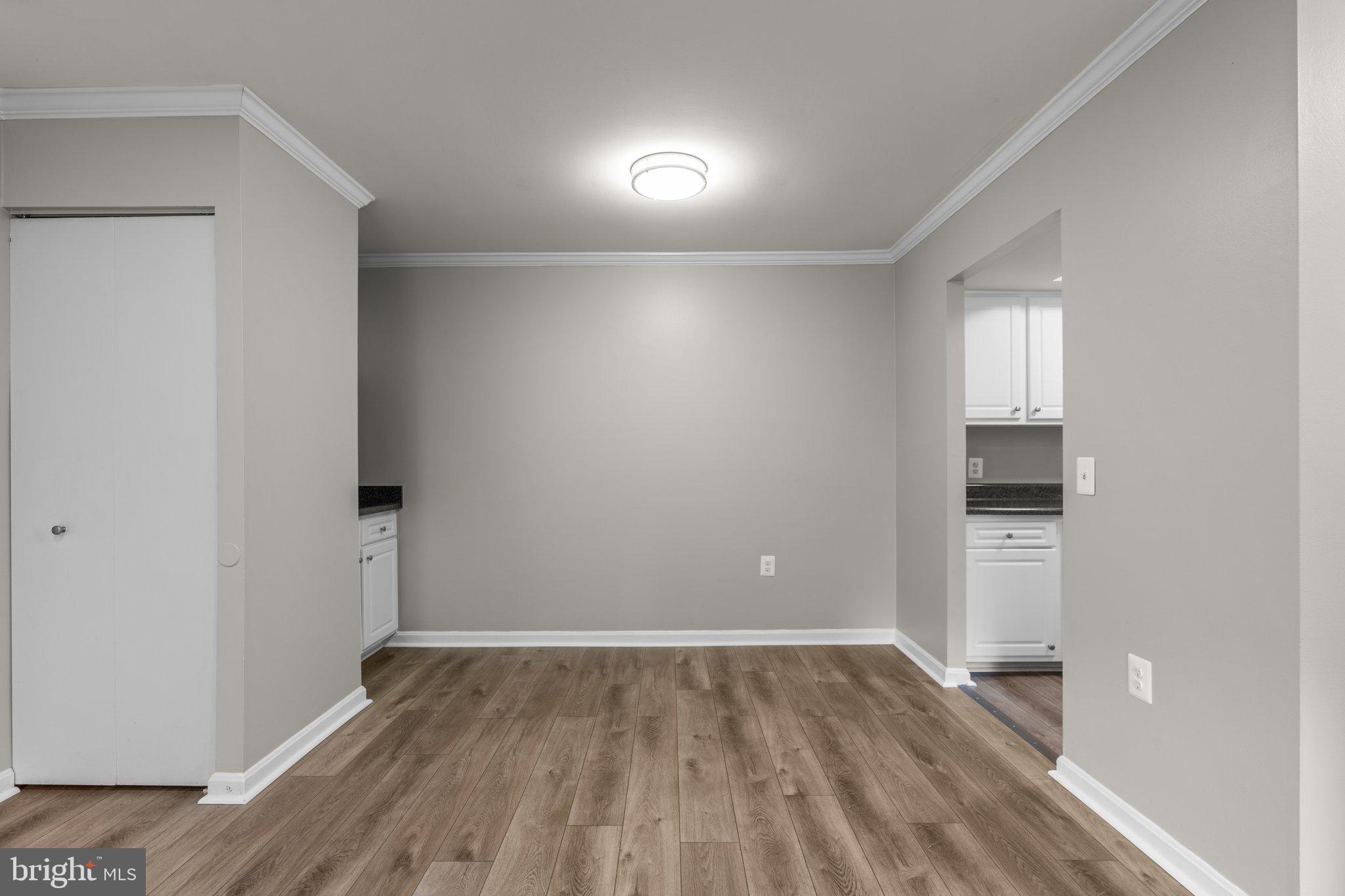 FLOWER HILL - Residential Lease