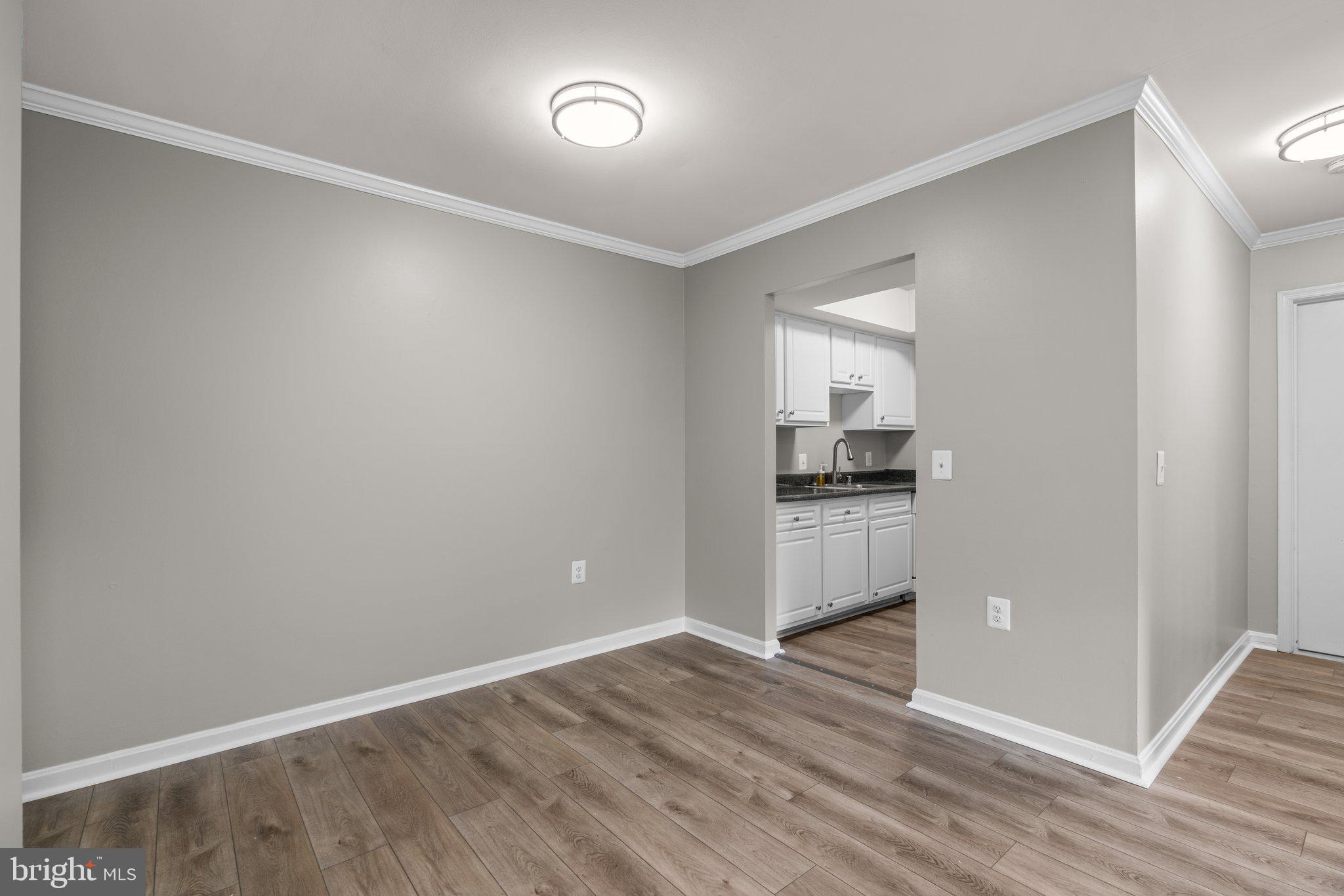 FLOWER HILL - Residential Lease