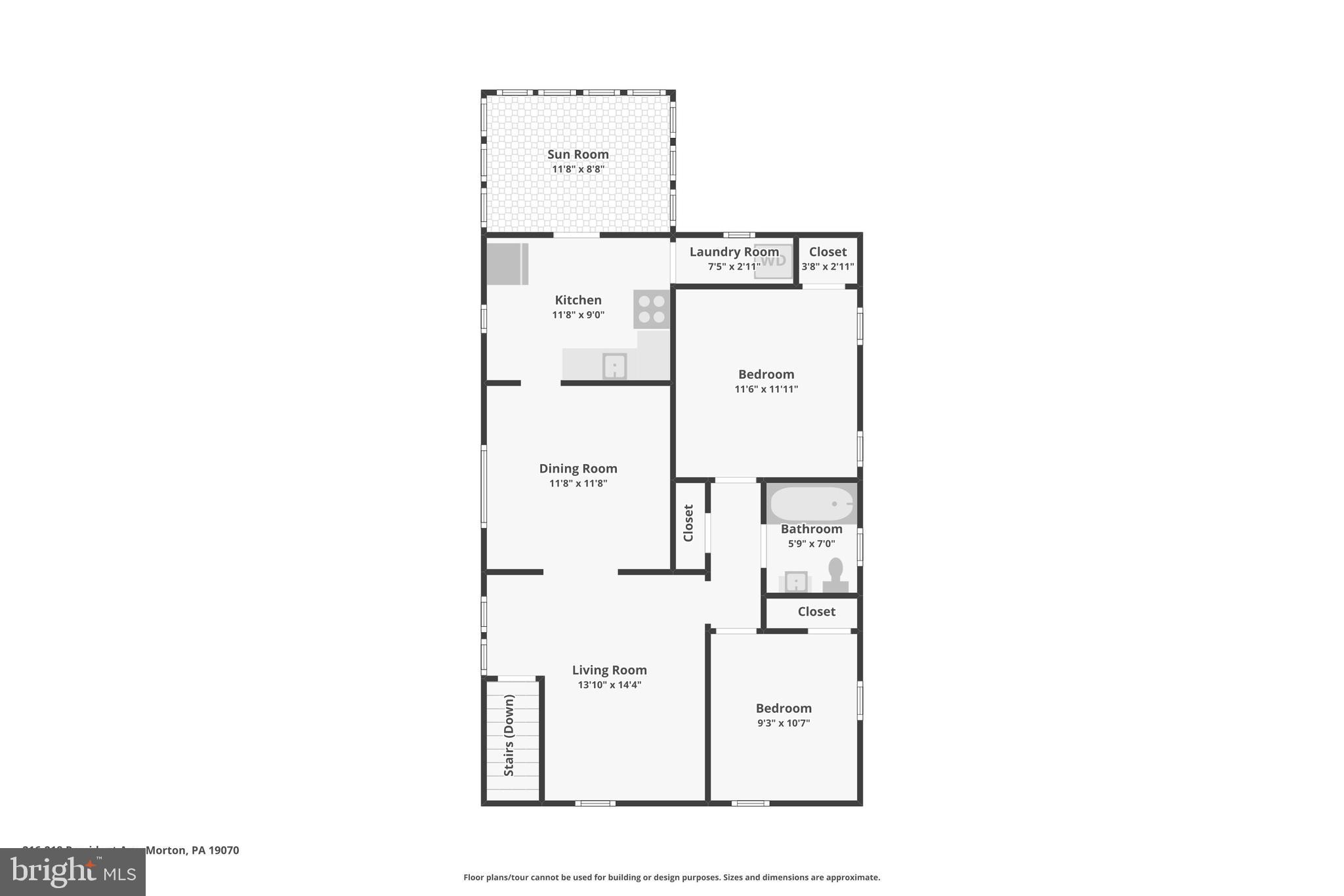 Main image without alt text