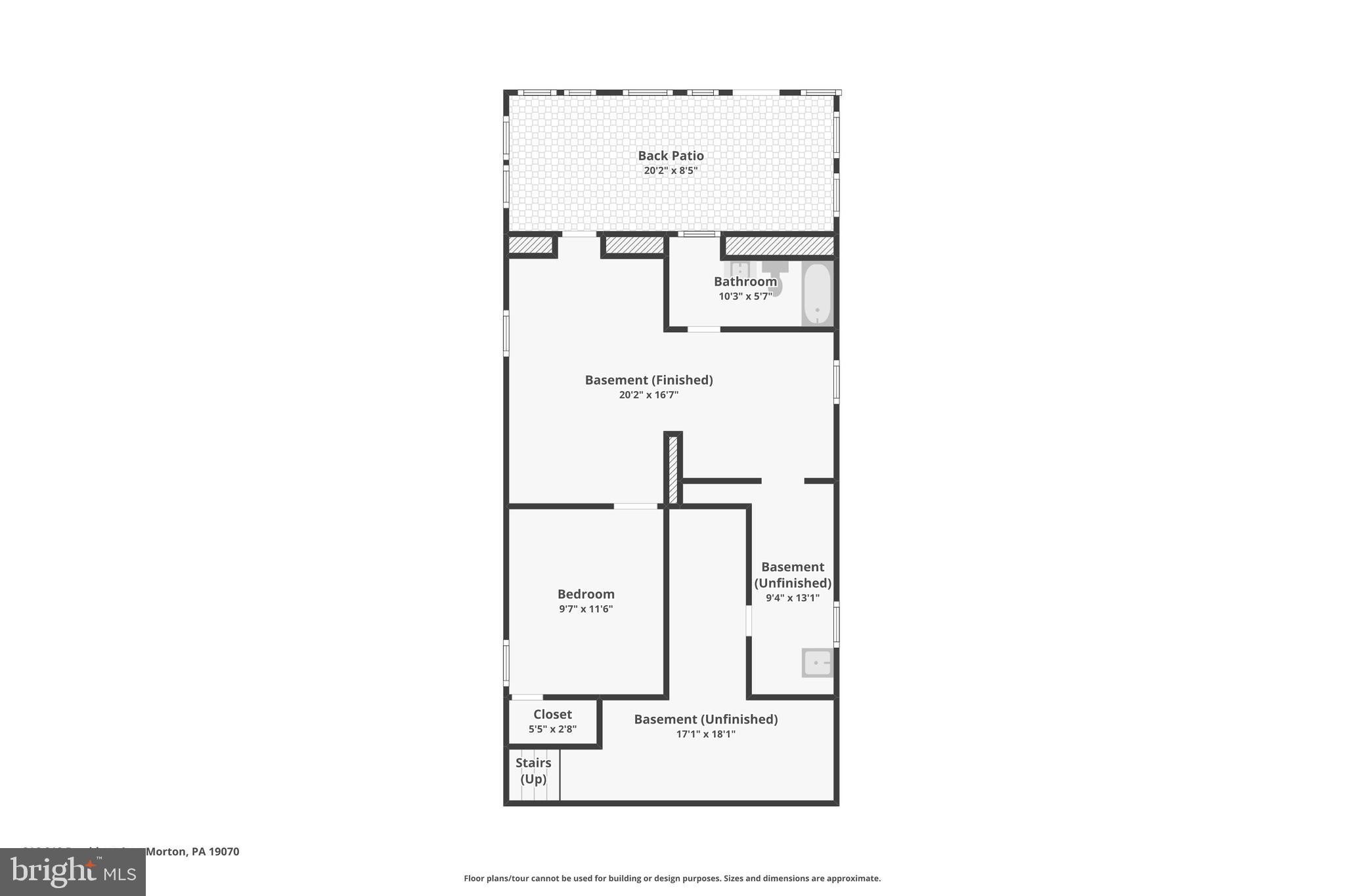 Main image without alt text