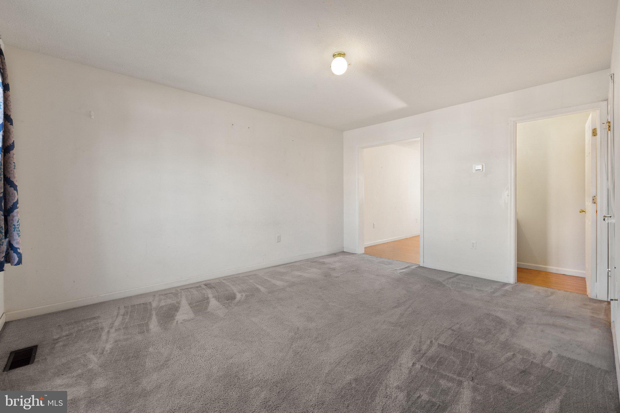 TABLER STATION MANOR - Residential