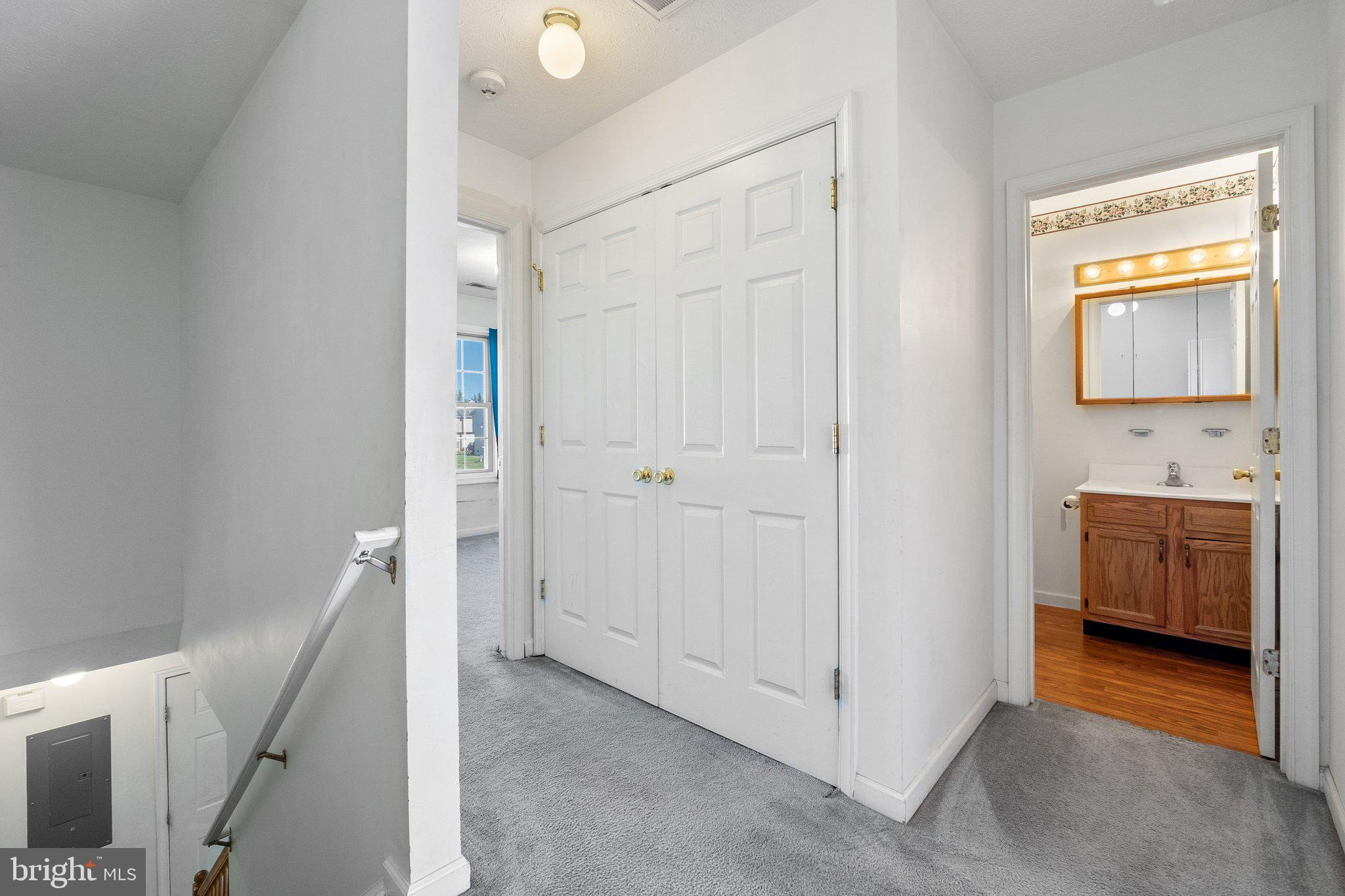 TABLER STATION MANOR - Residential