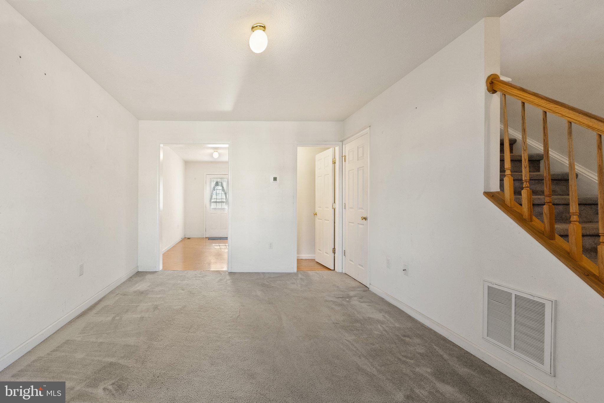 TABLER STATION MANOR - Residential